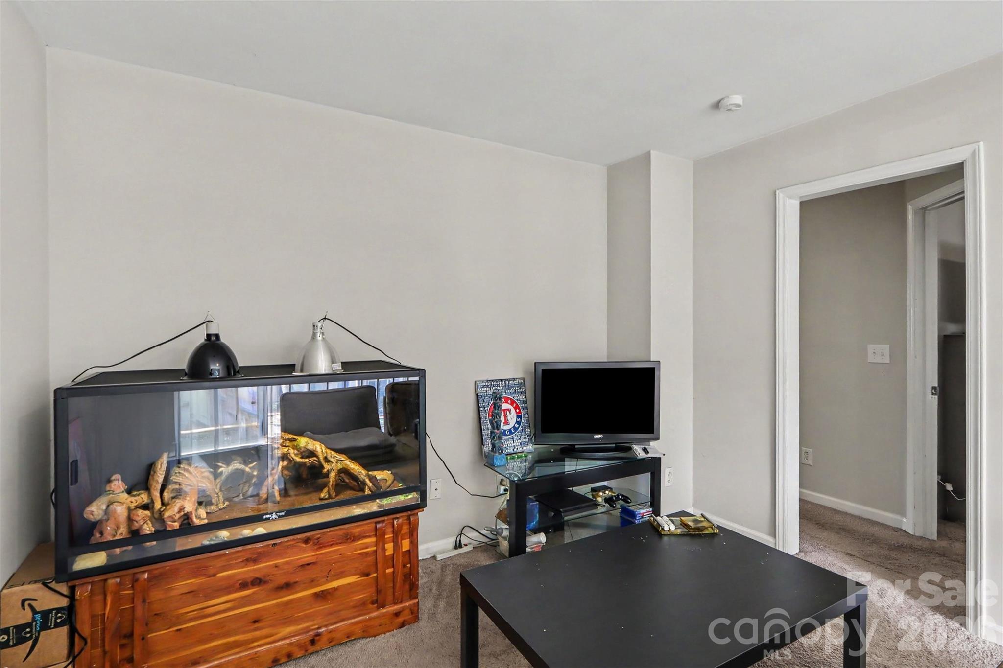 8606 Fox Chase Lane — Charlotte