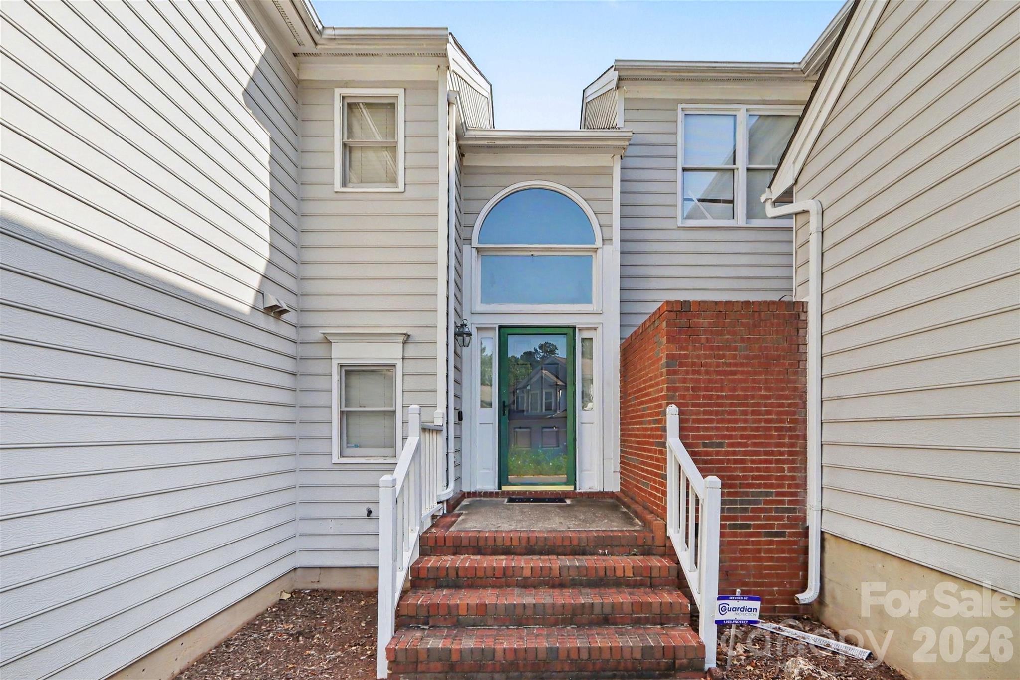 8606 Fox Chase Lane — Charlotte