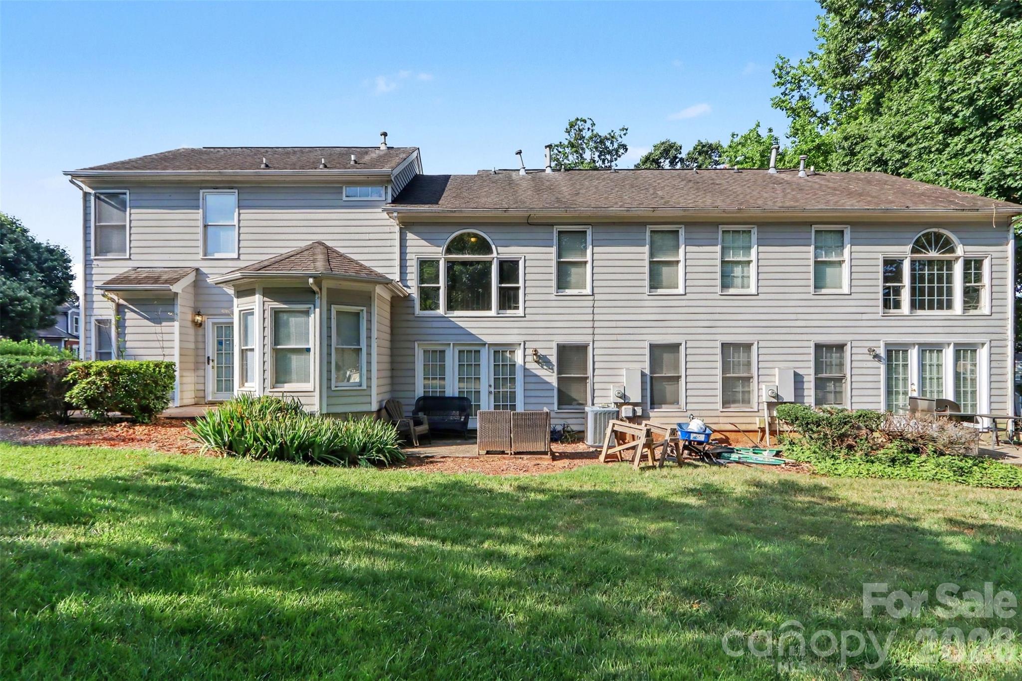 8606 Fox Chase Lane — Charlotte