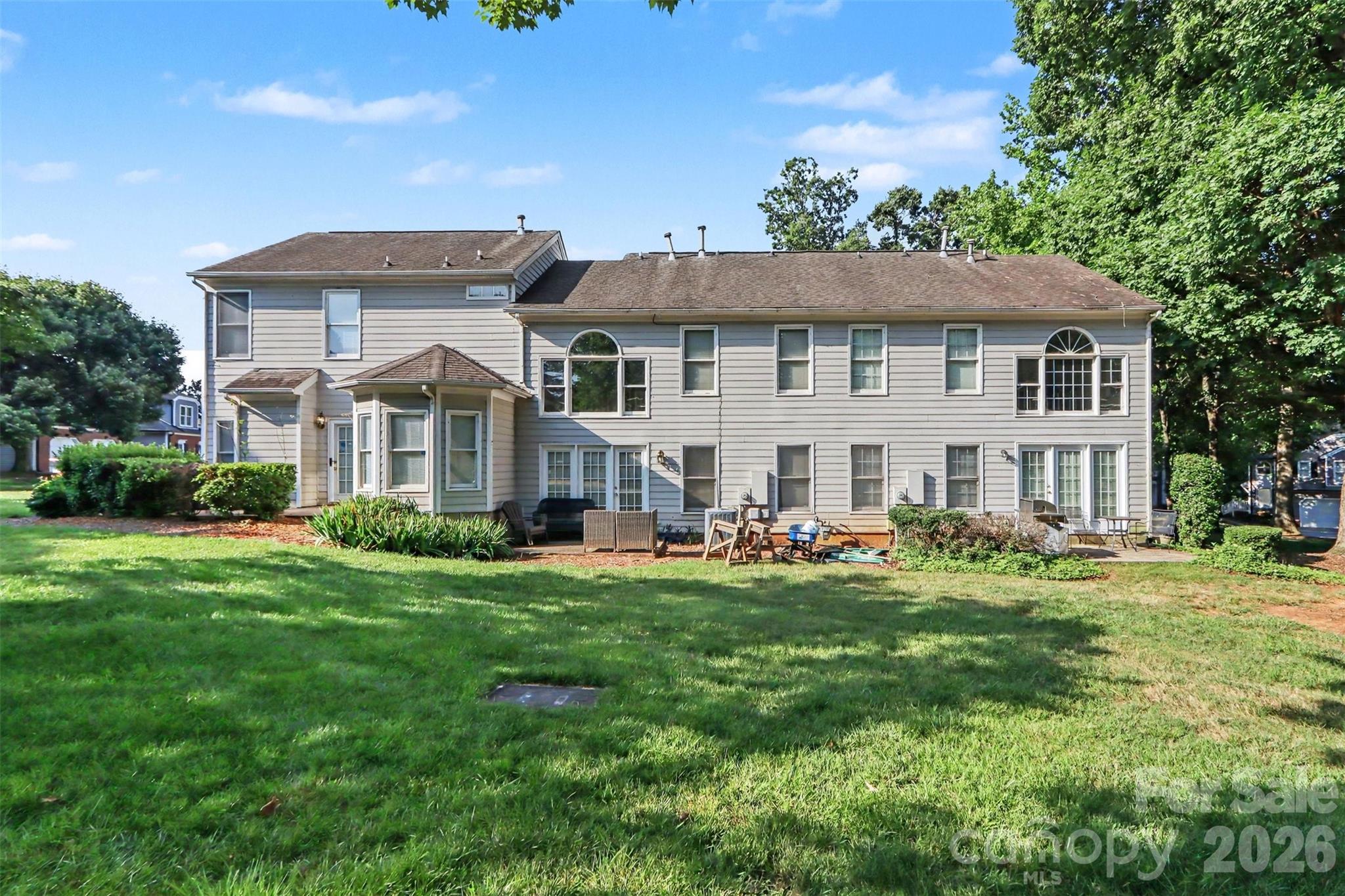 8606 Fox Chase Lane — Charlotte