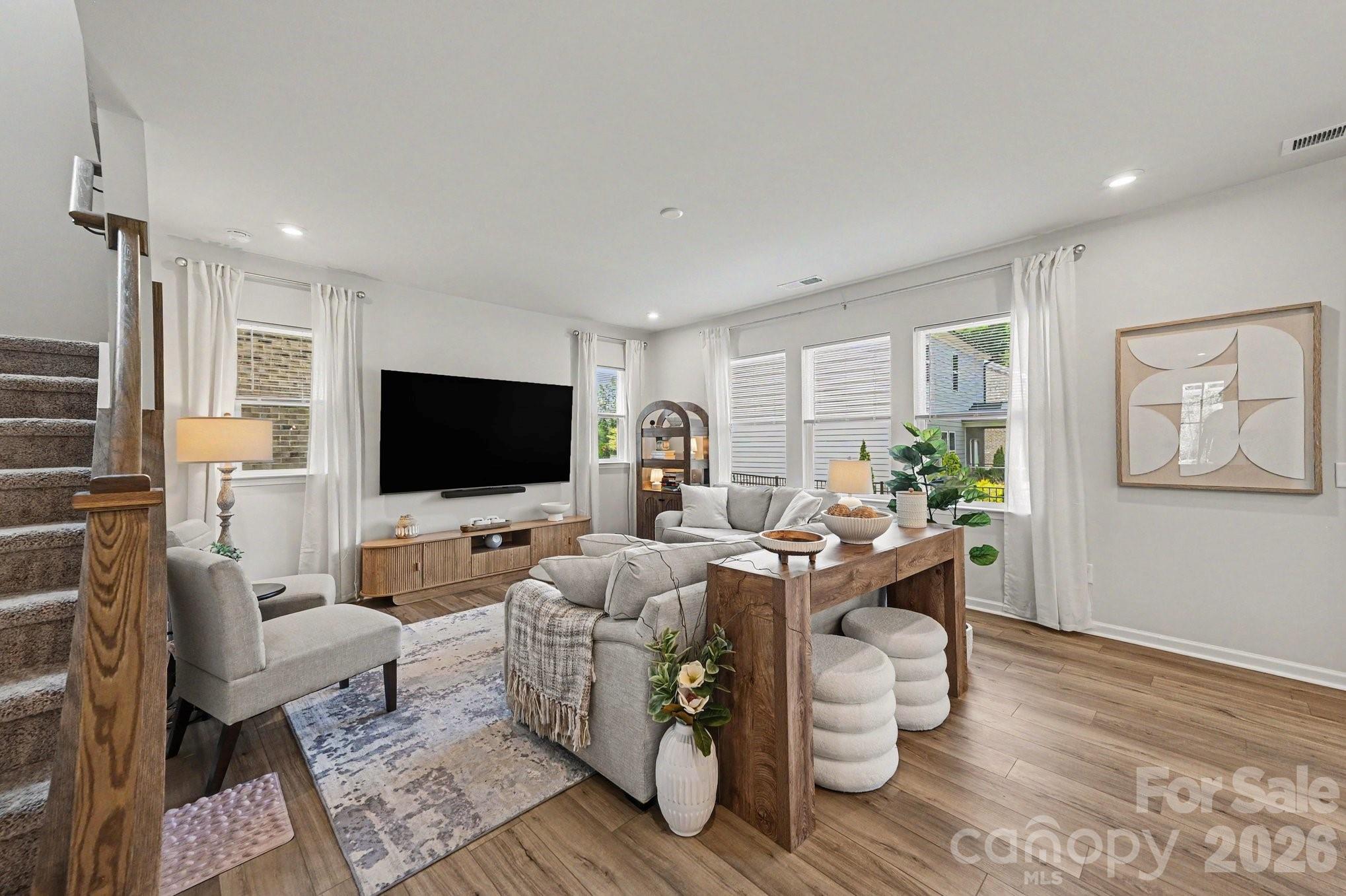 8230 Franklin Trail Street — Charlotte