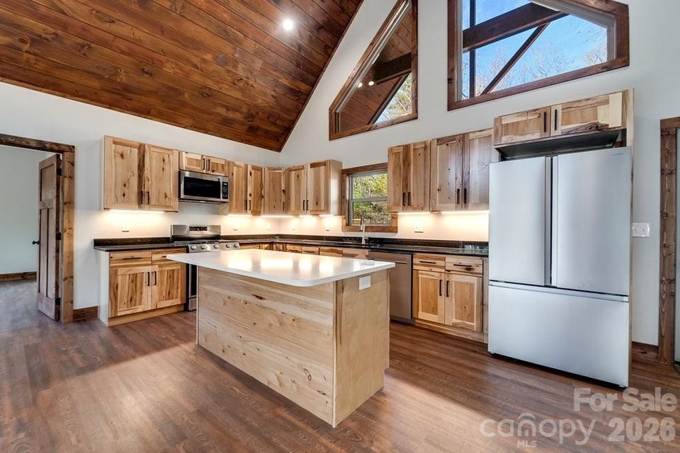 397 Kennelly Loop — Murphy