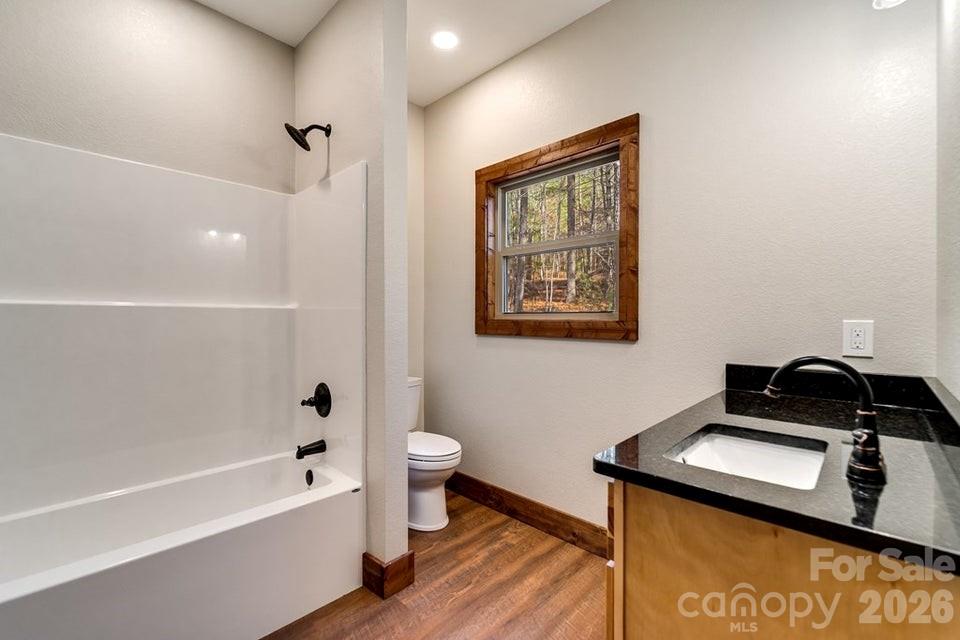 397 Kennelly Loop — Murphy