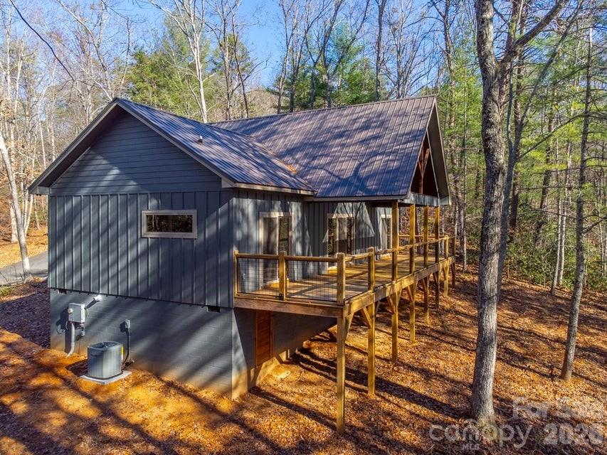 397 Kennelly Loop — Murphy