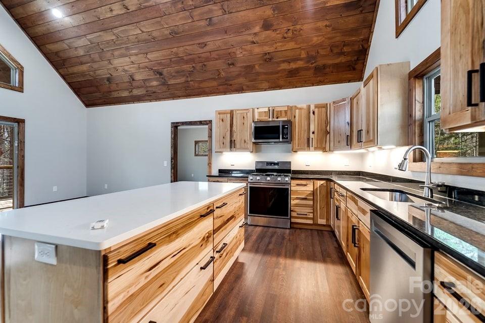 397 Kennelly Loop — Murphy
