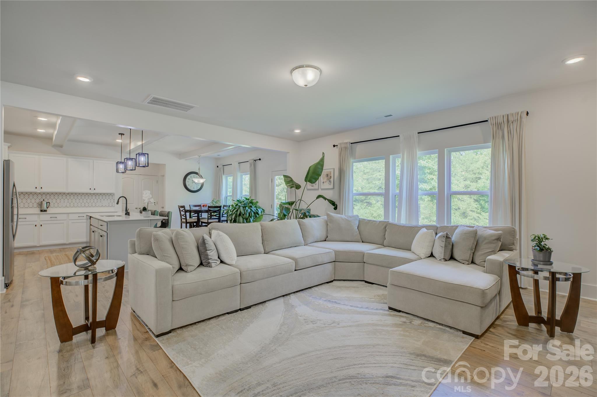 1928 Thoreau Way — York