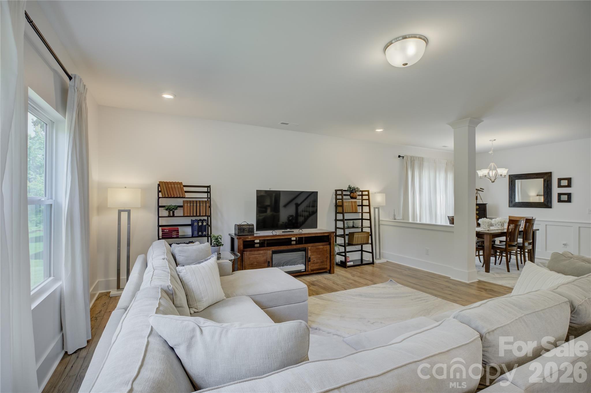 1928 Thoreau Way — York