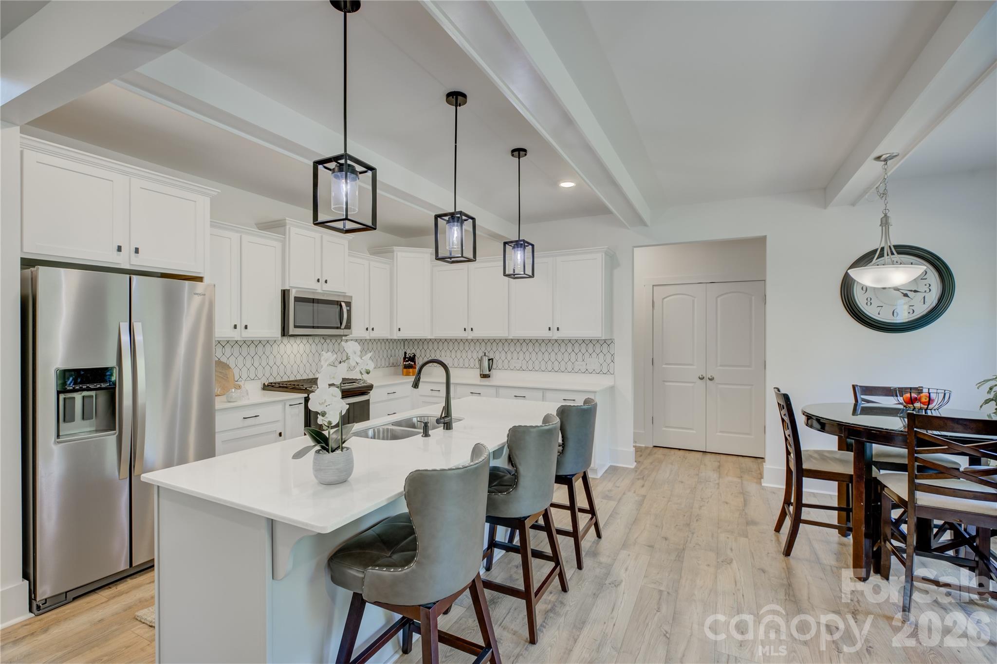 1928 Thoreau Way — York