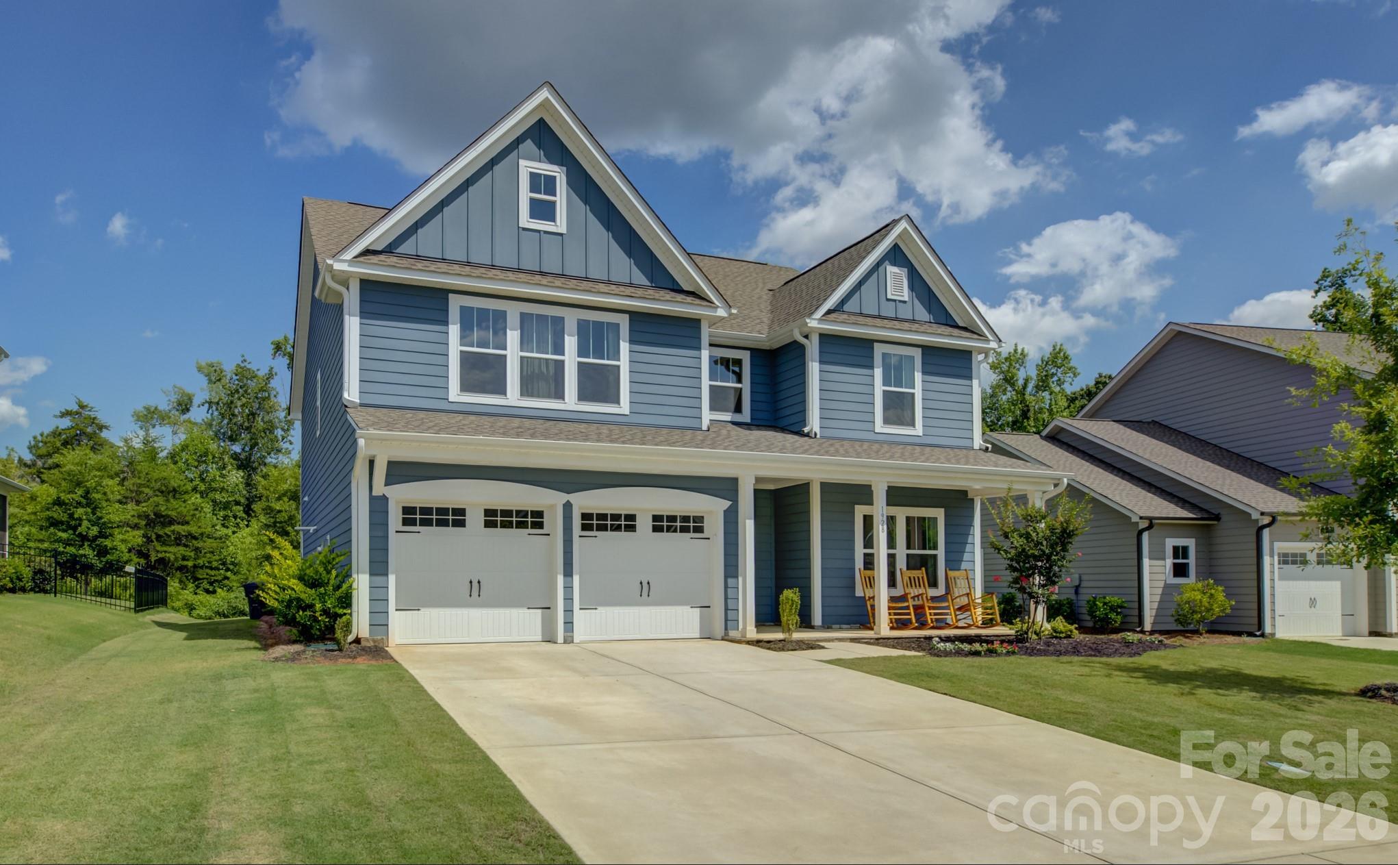 1928 Thoreau Way — York