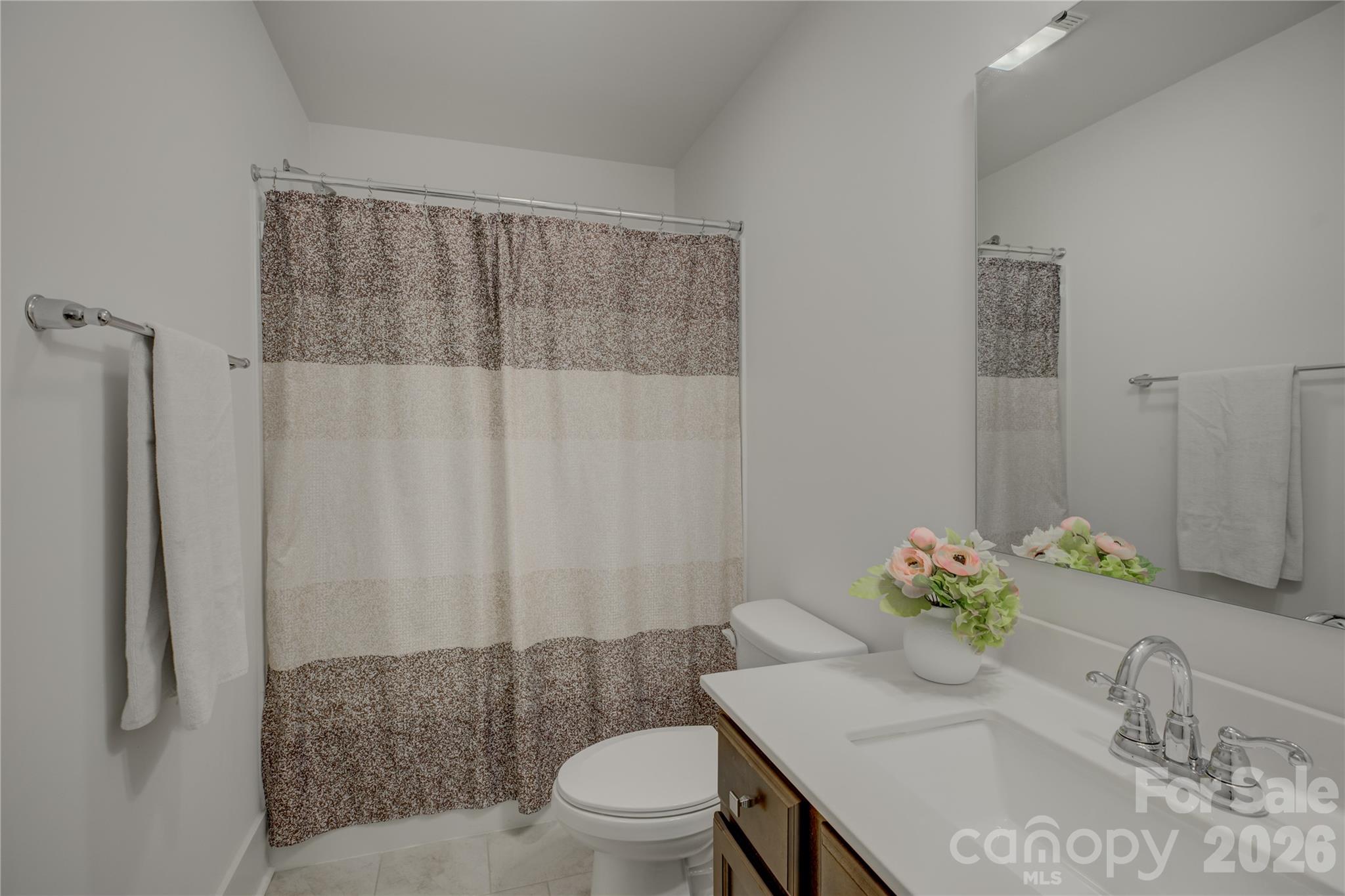 1928 Thoreau Way — York