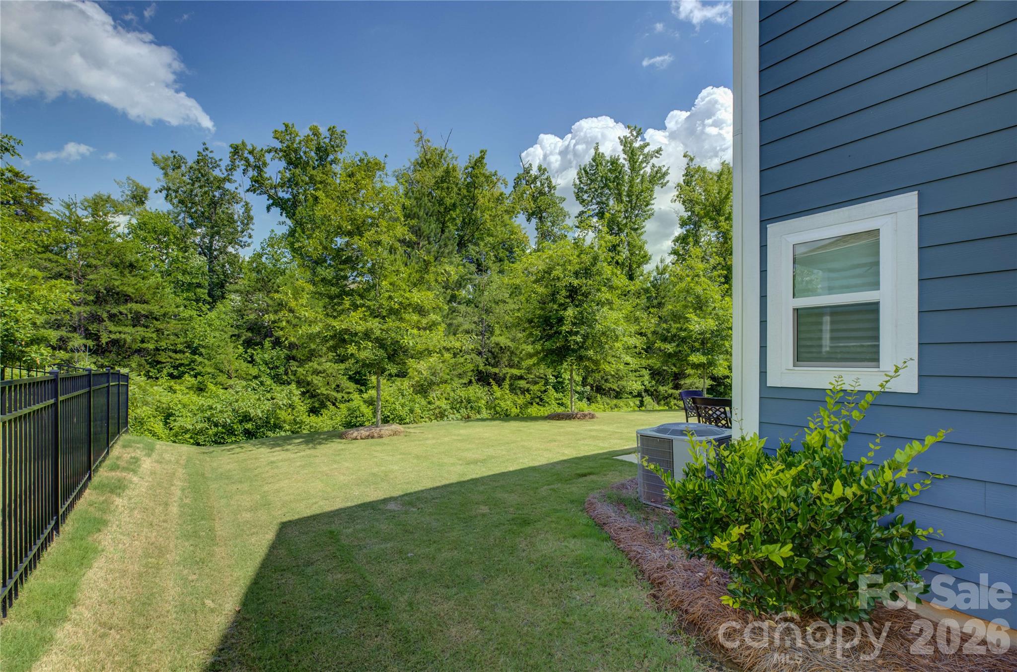 1928 Thoreau Way — York