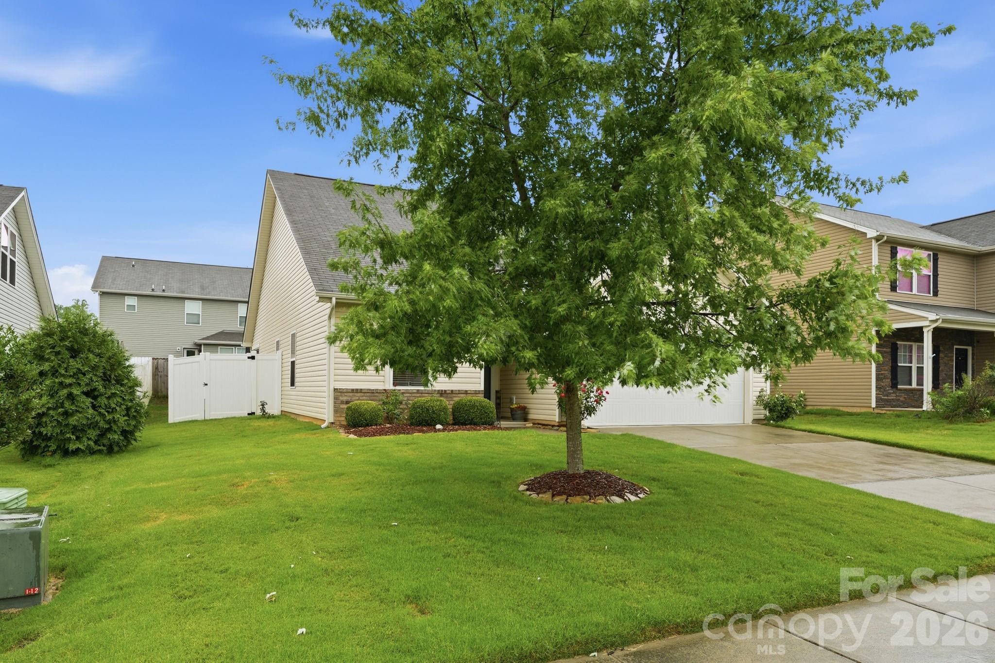 1707 Sawtooth Court — Landis