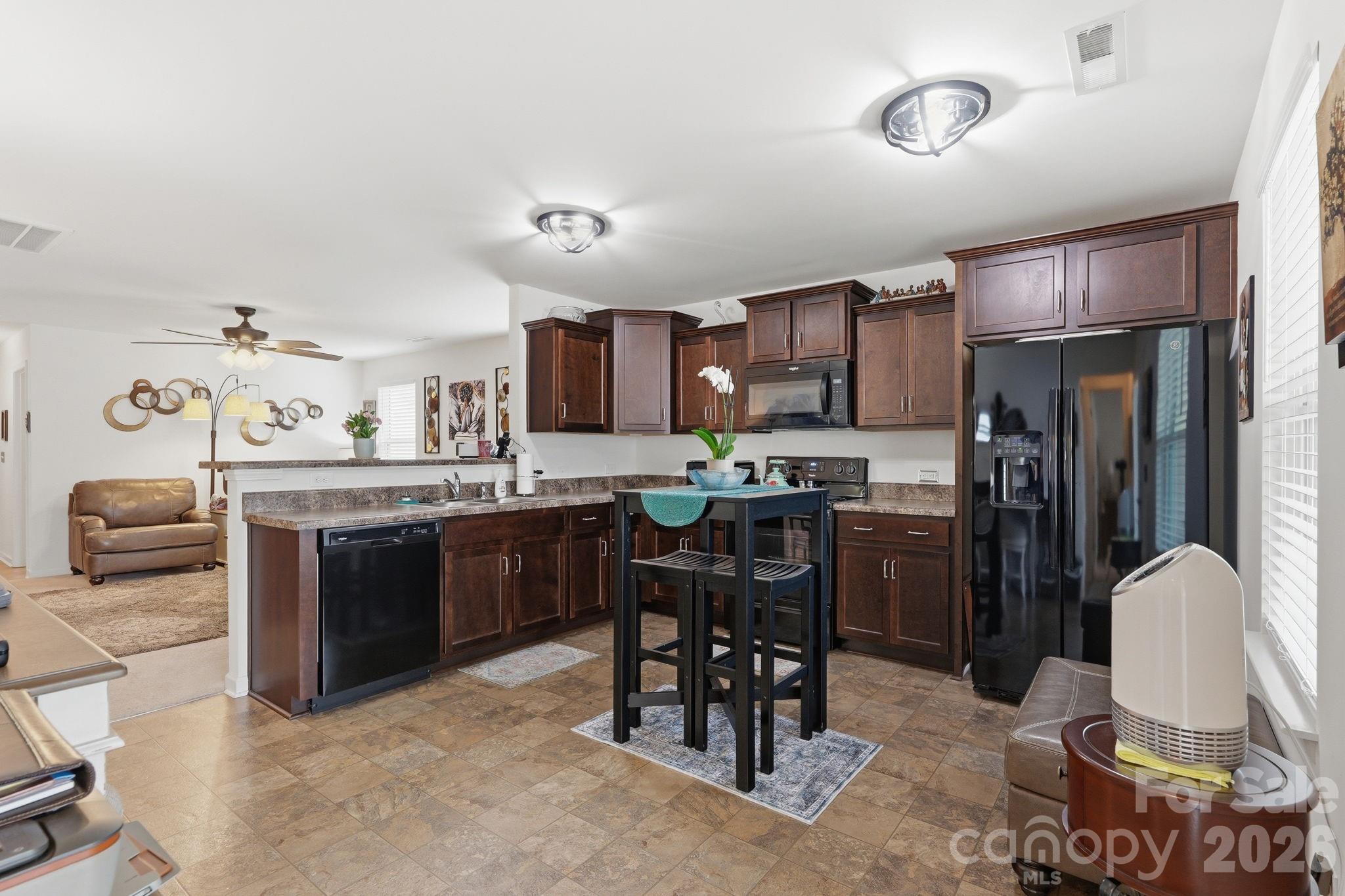 1707 Sawtooth Court — Landis