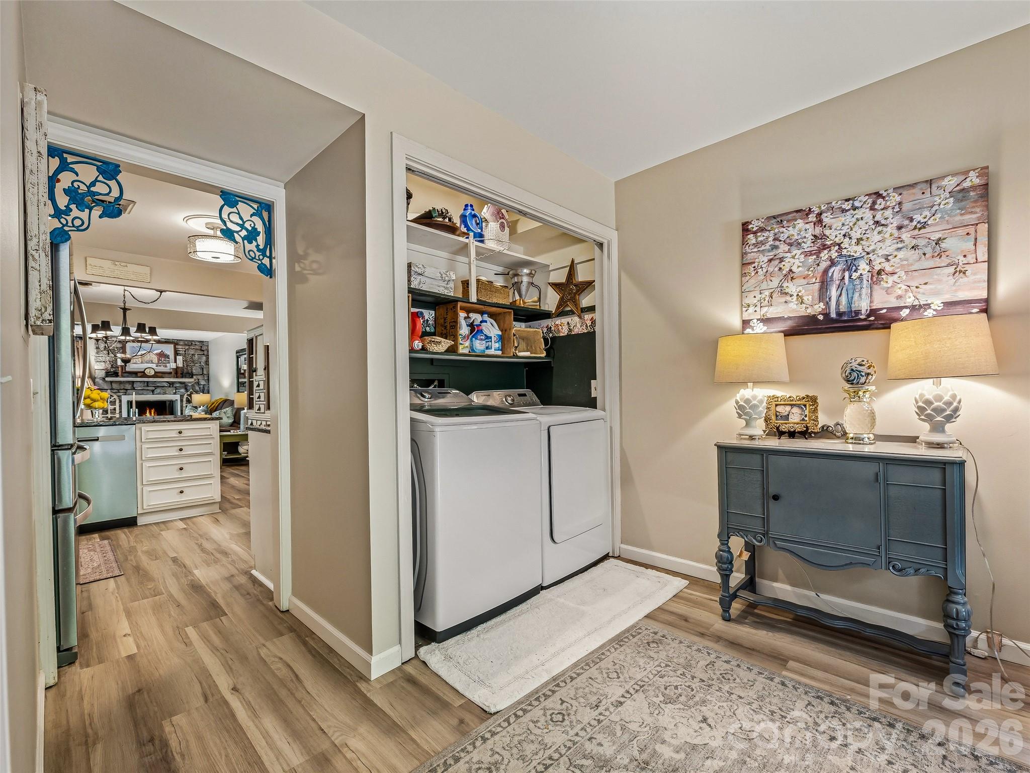 17 Lakemoor Lane — Hendersonville