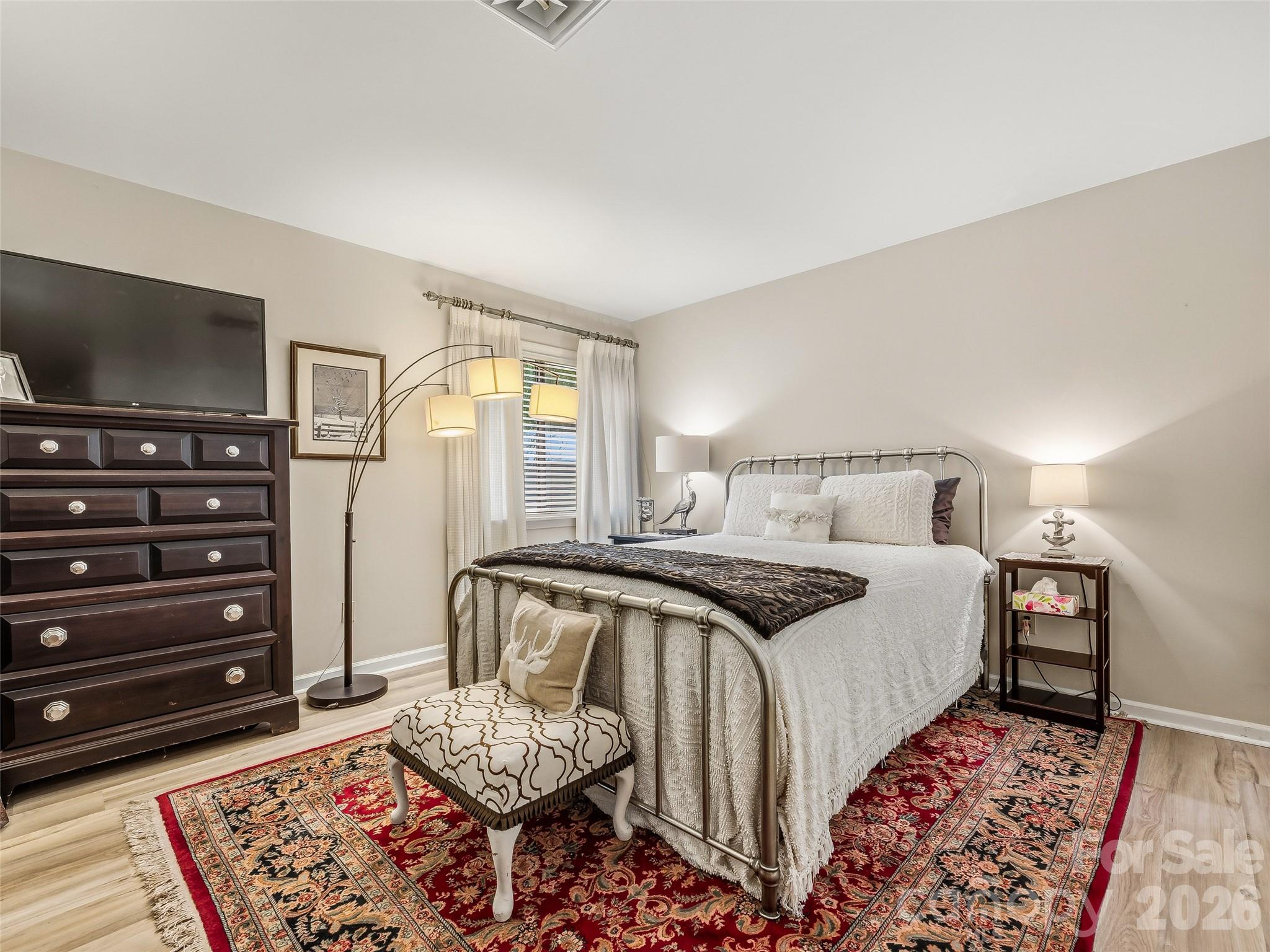 17 Lakemoor Lane — Hendersonville