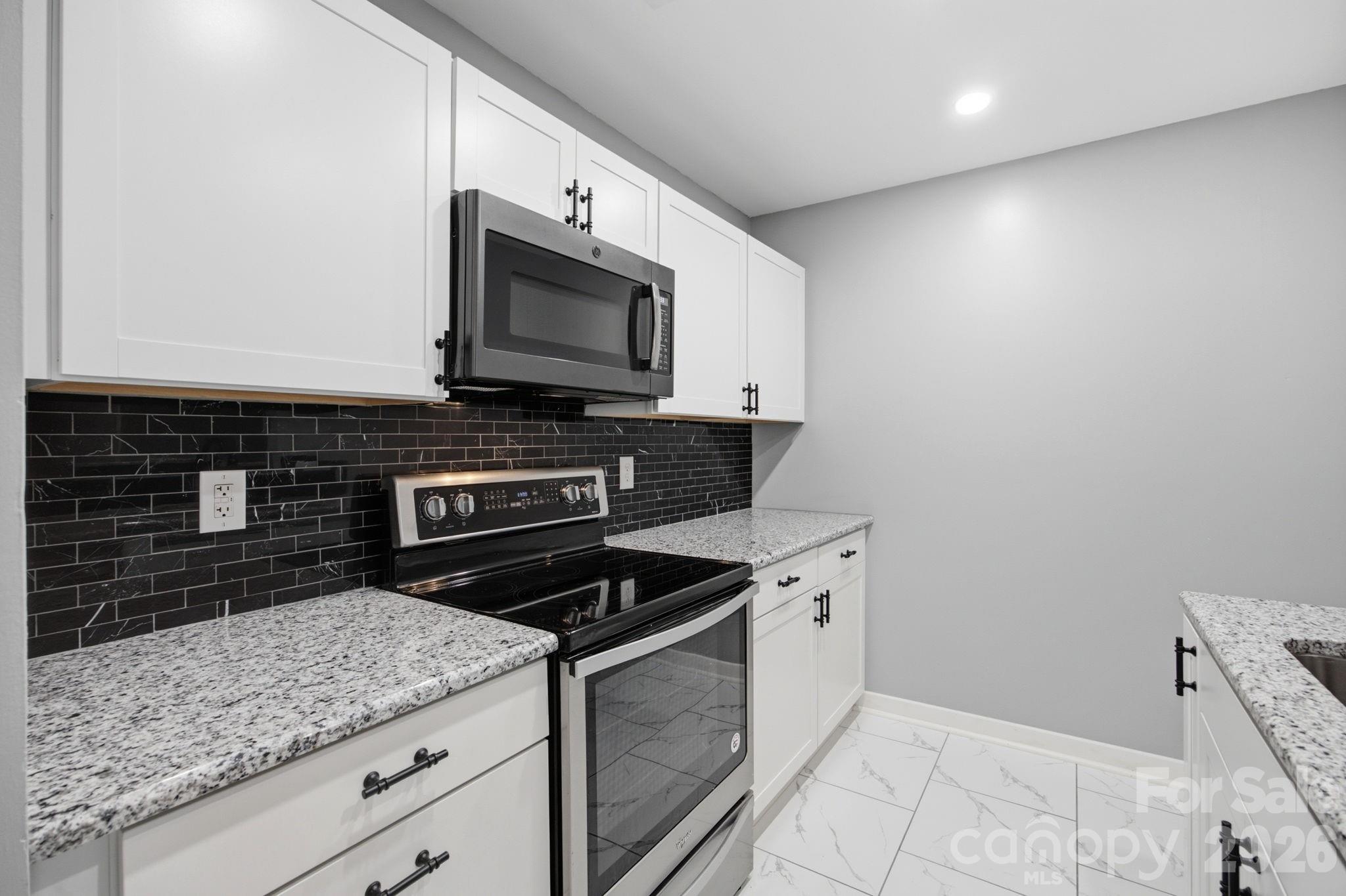 106 Moonflower Court — Mooresville