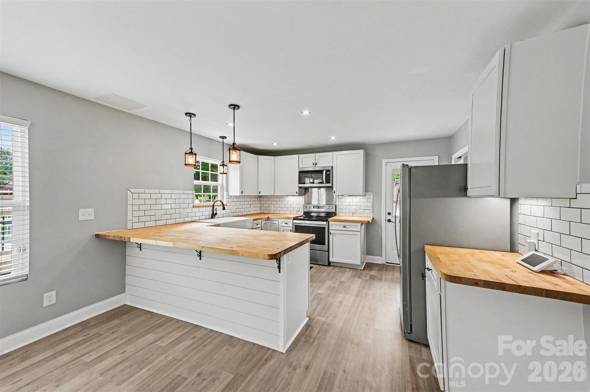 1001 Noles Drive — Mount Holly