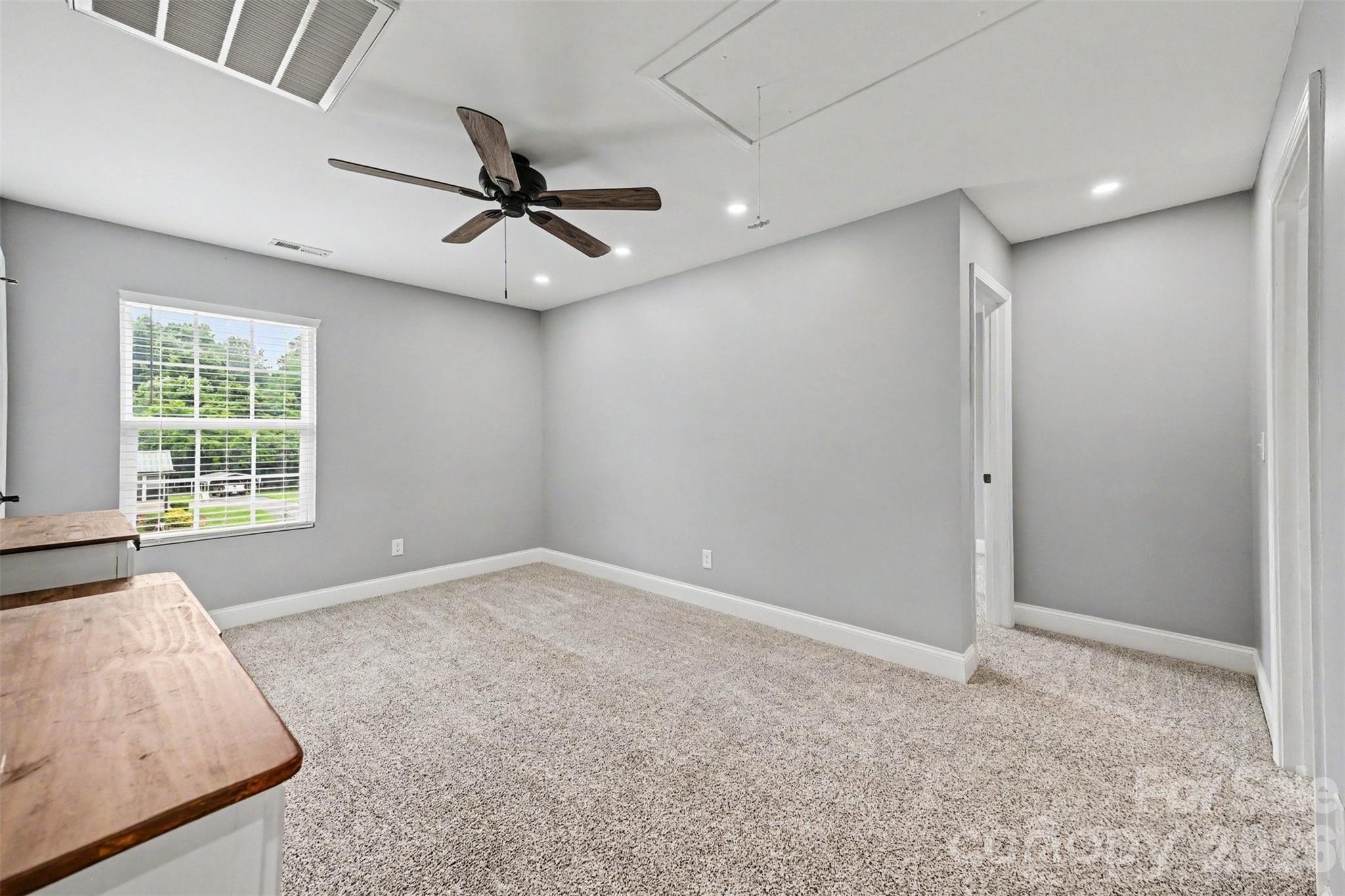 1001 Noles Drive — Mount Holly