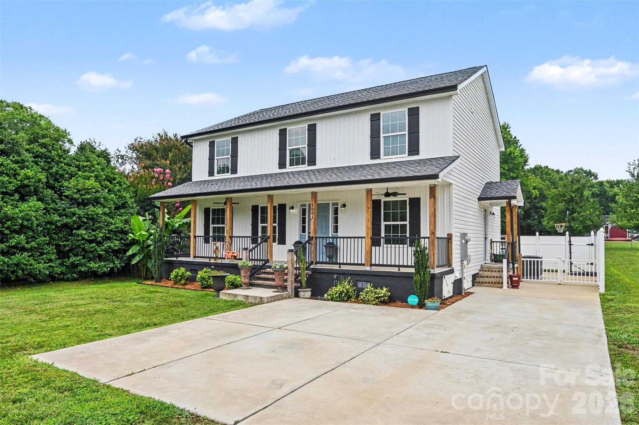 1001 Noles Drive — Mount Holly