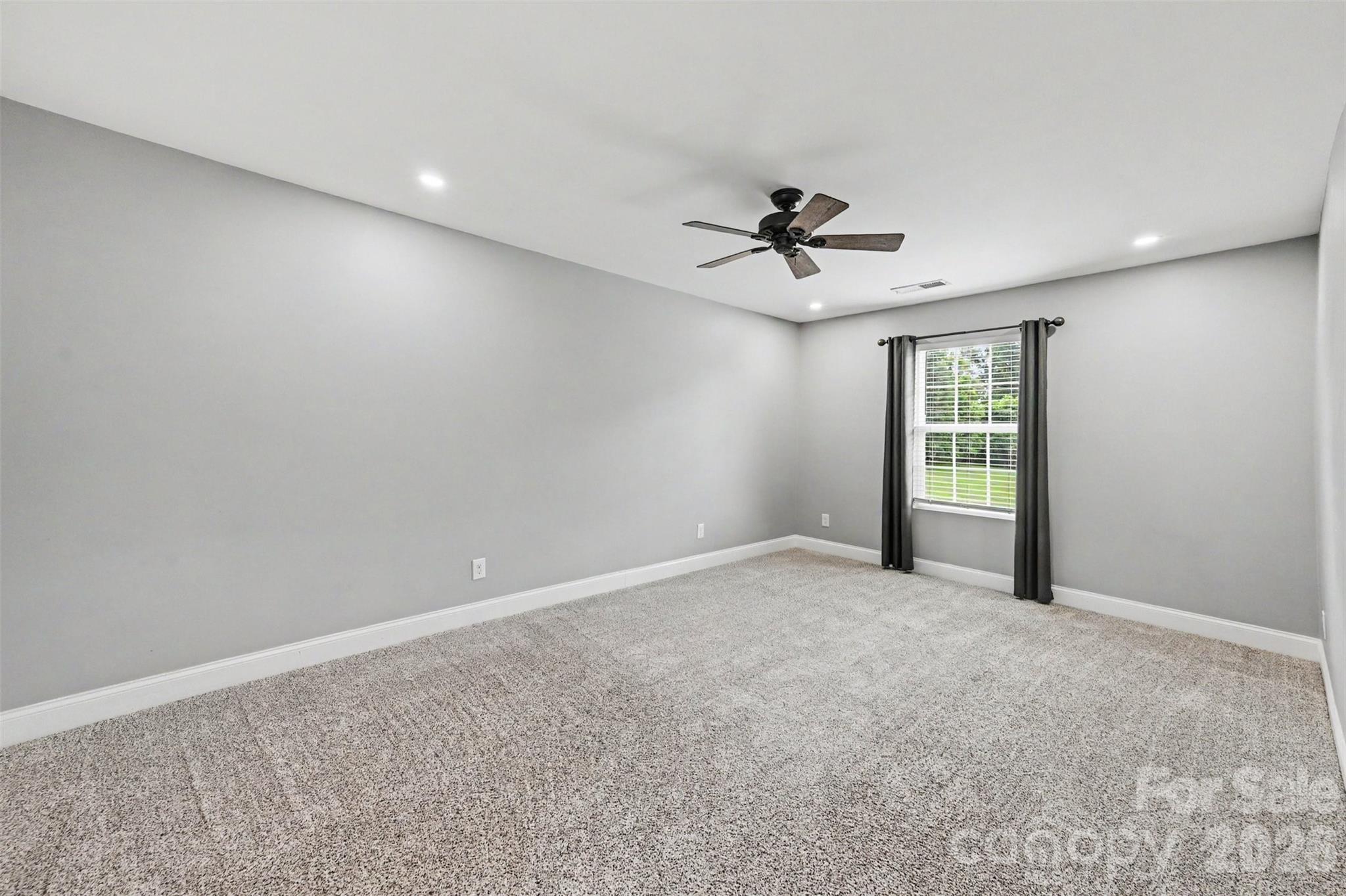 1001 Noles Drive — Mount Holly
