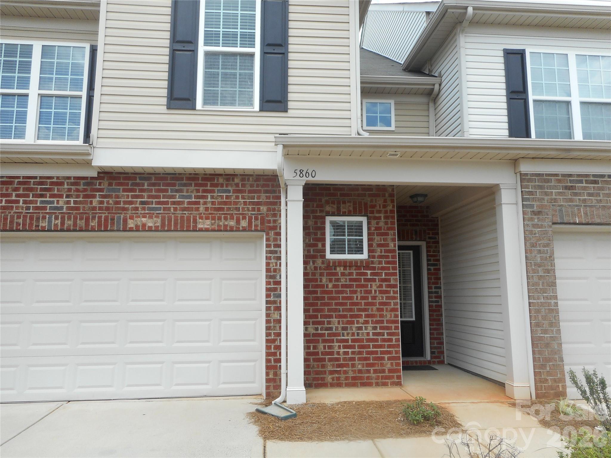 5860 Glassport Lane — Charlotte