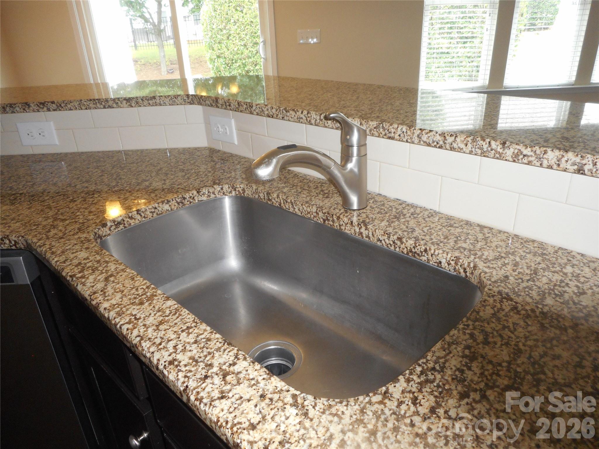 5860 Glassport Lane — Charlotte