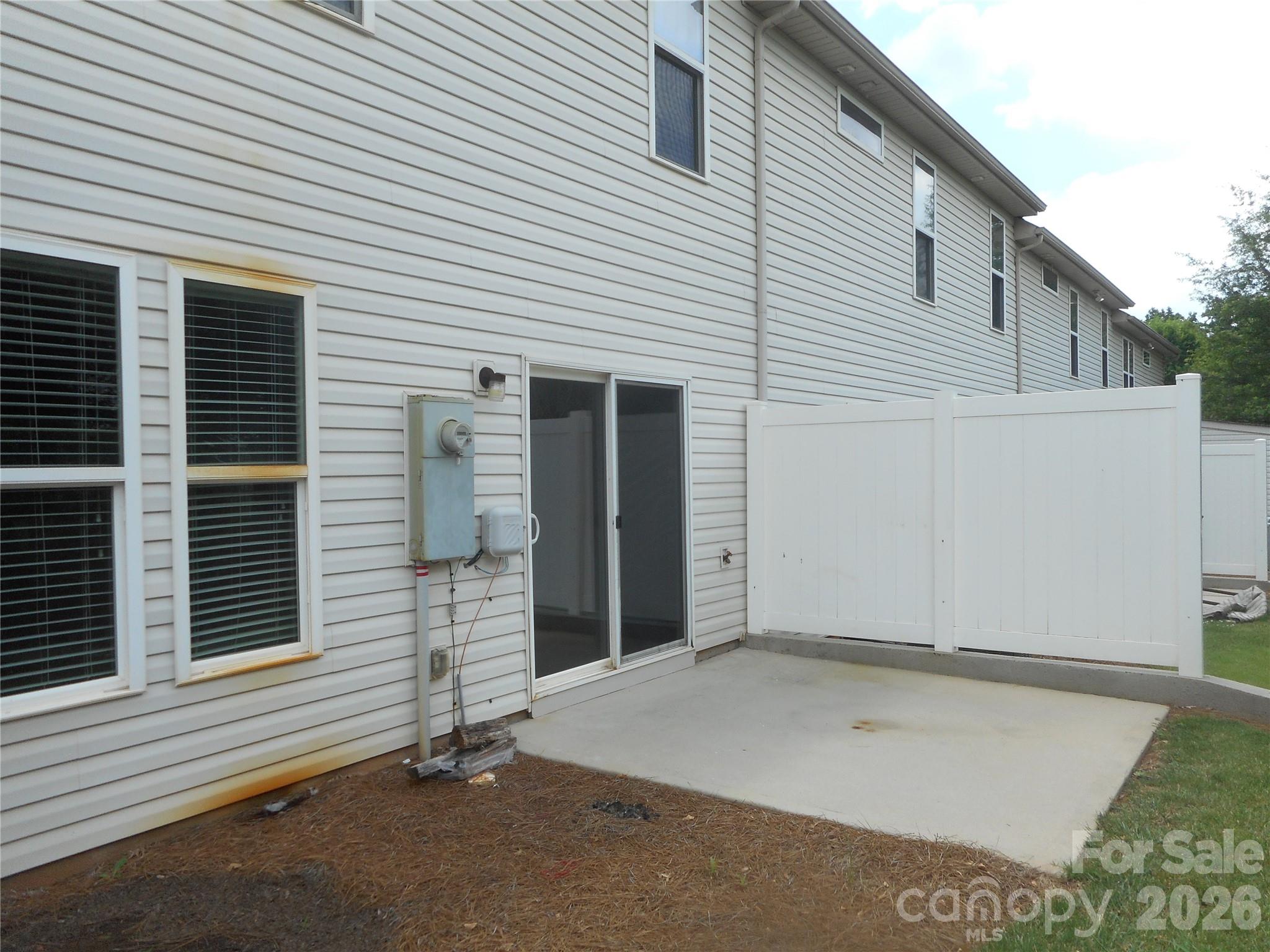 5860 Glassport Lane — Charlotte