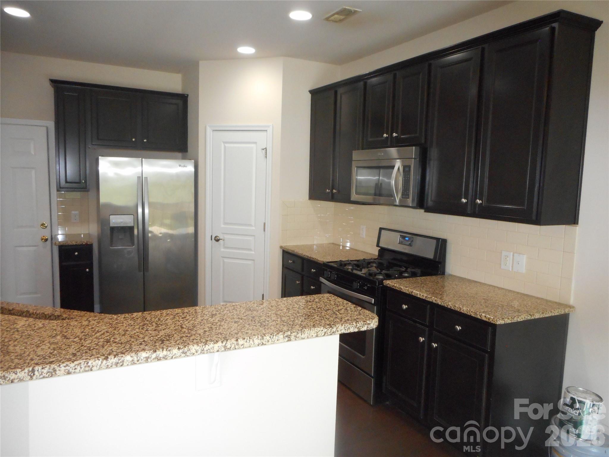 5860 Glassport Lane — Charlotte
