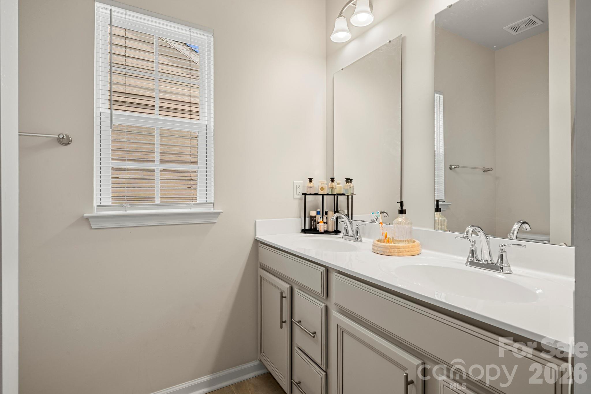 2410 Autumn Olive Lane — Stallings