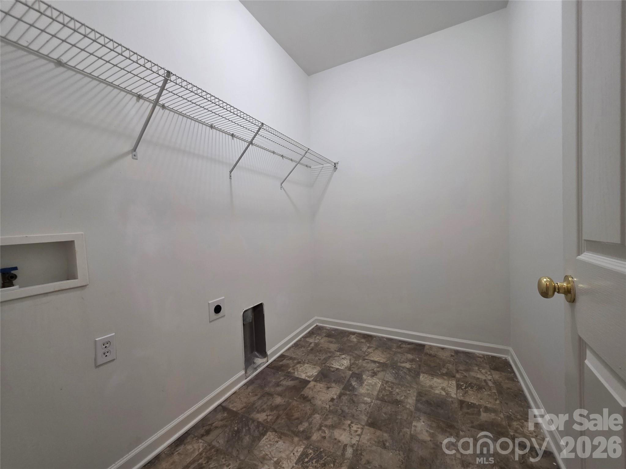10601 Bere Island Drive — Charlotte
