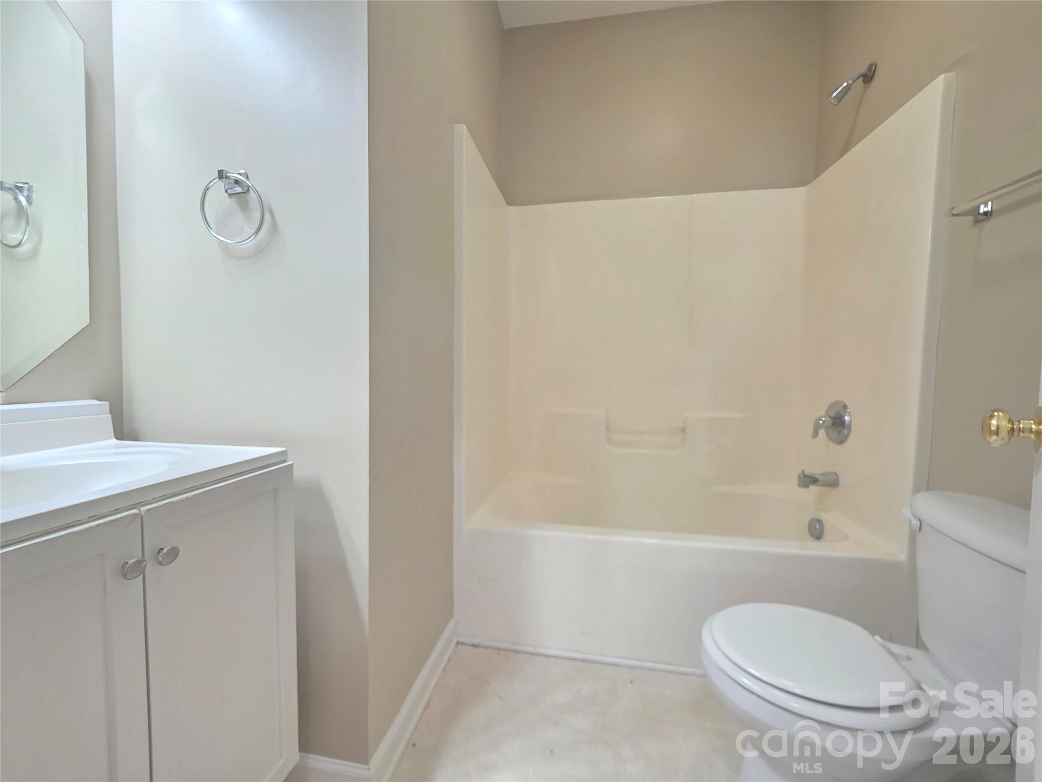 10601 Bere Island Drive — Charlotte