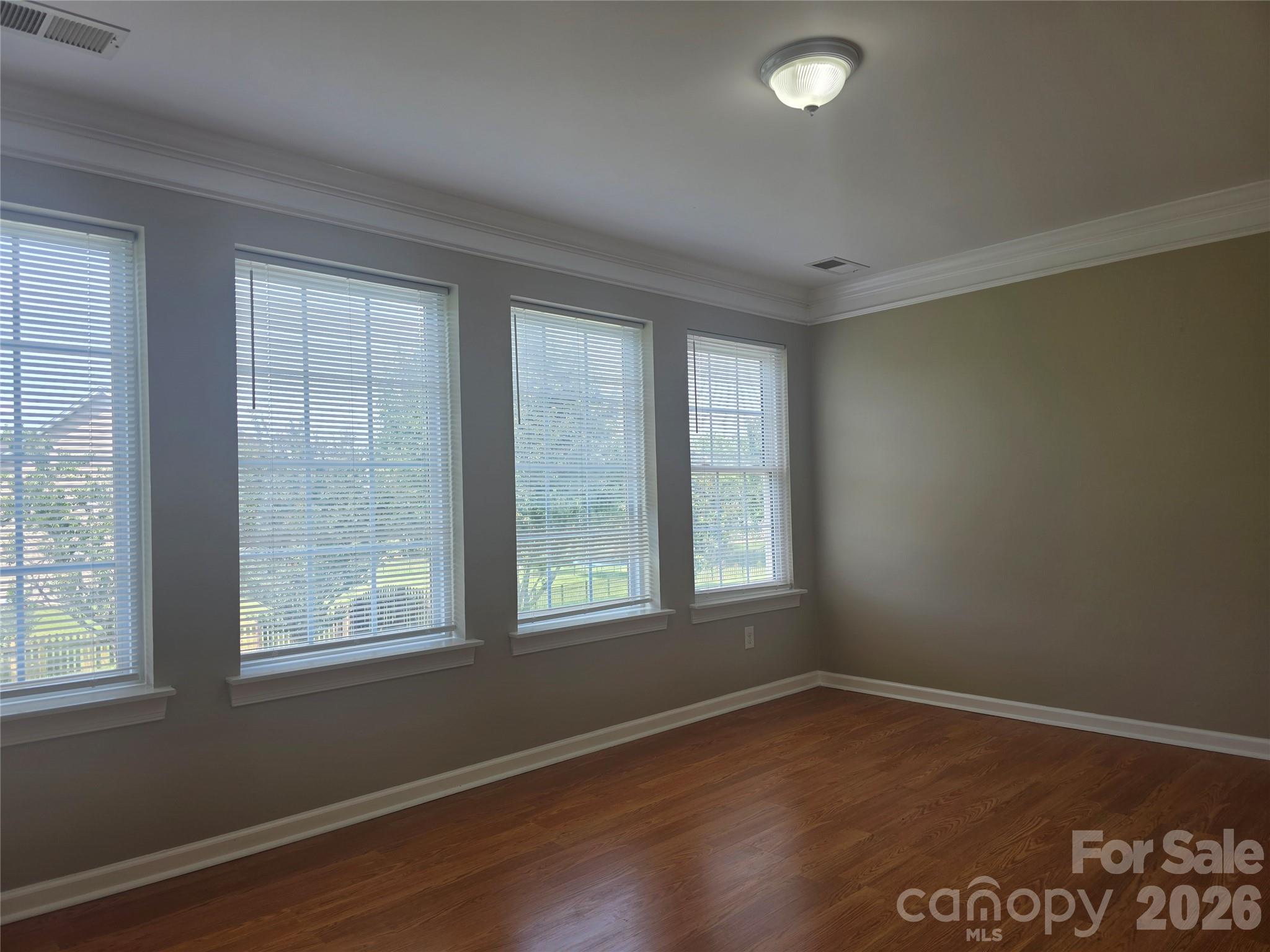 10601 Bere Island Drive — Charlotte