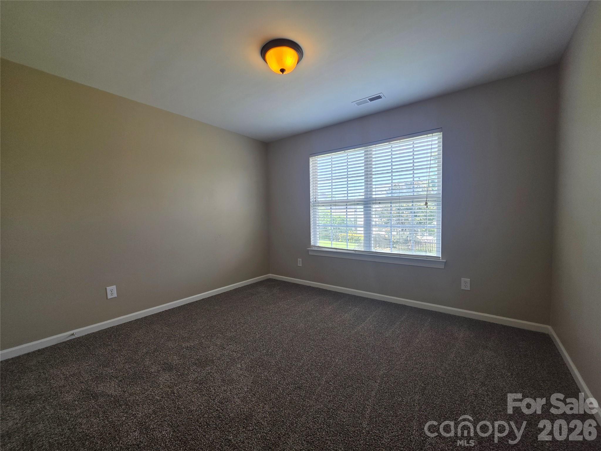 10601 Bere Island Drive — Charlotte
