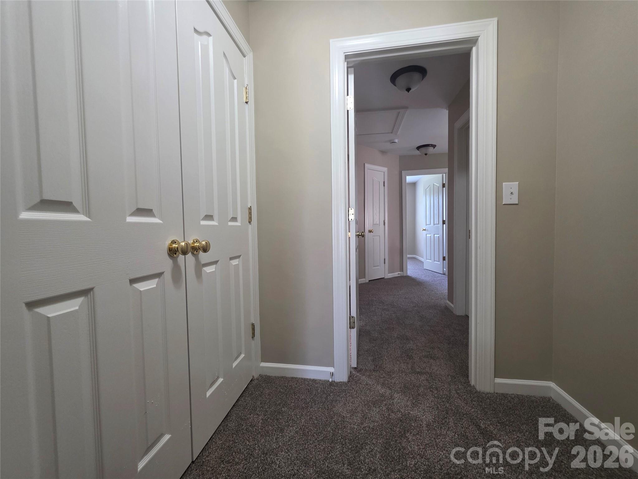 10601 Bere Island Drive — Charlotte