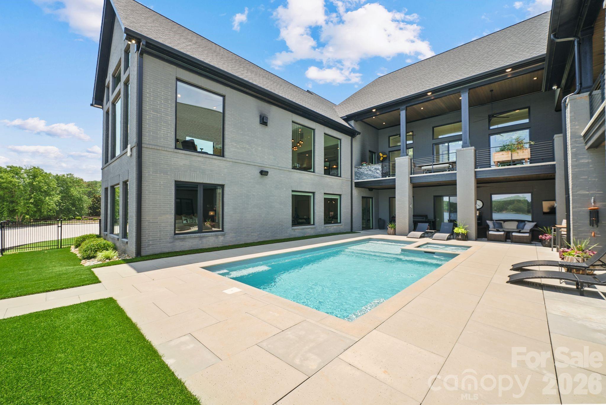224 Clearwater Court — Norwood