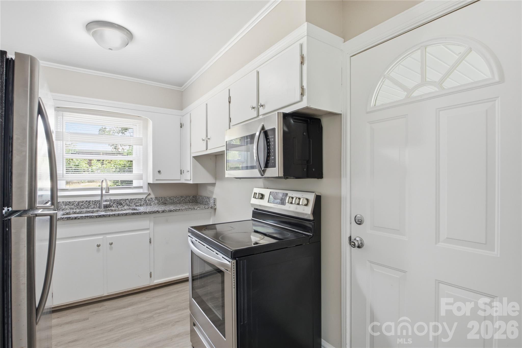 1323 Meadowbrook Circle — Salisbury