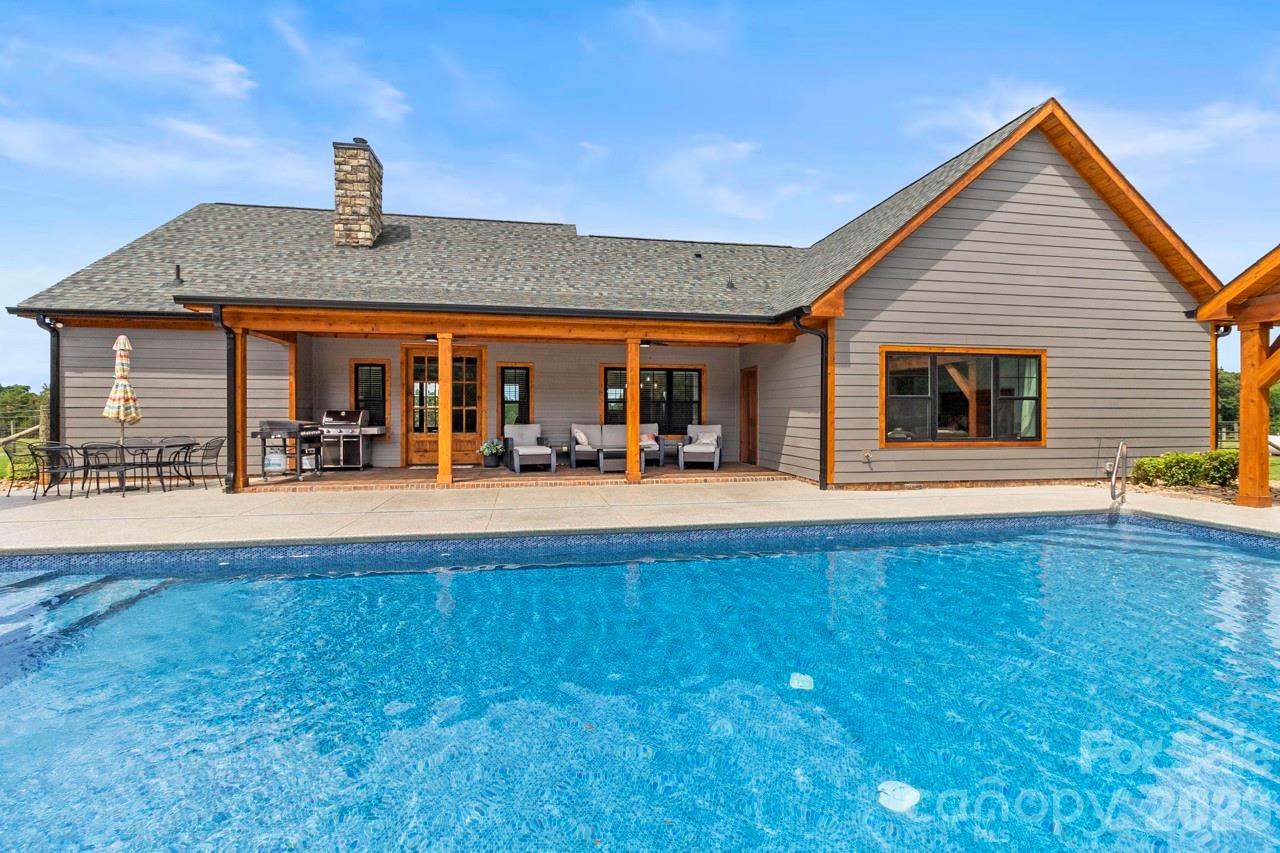 178 Key Farmstead Lane — Lincolnton