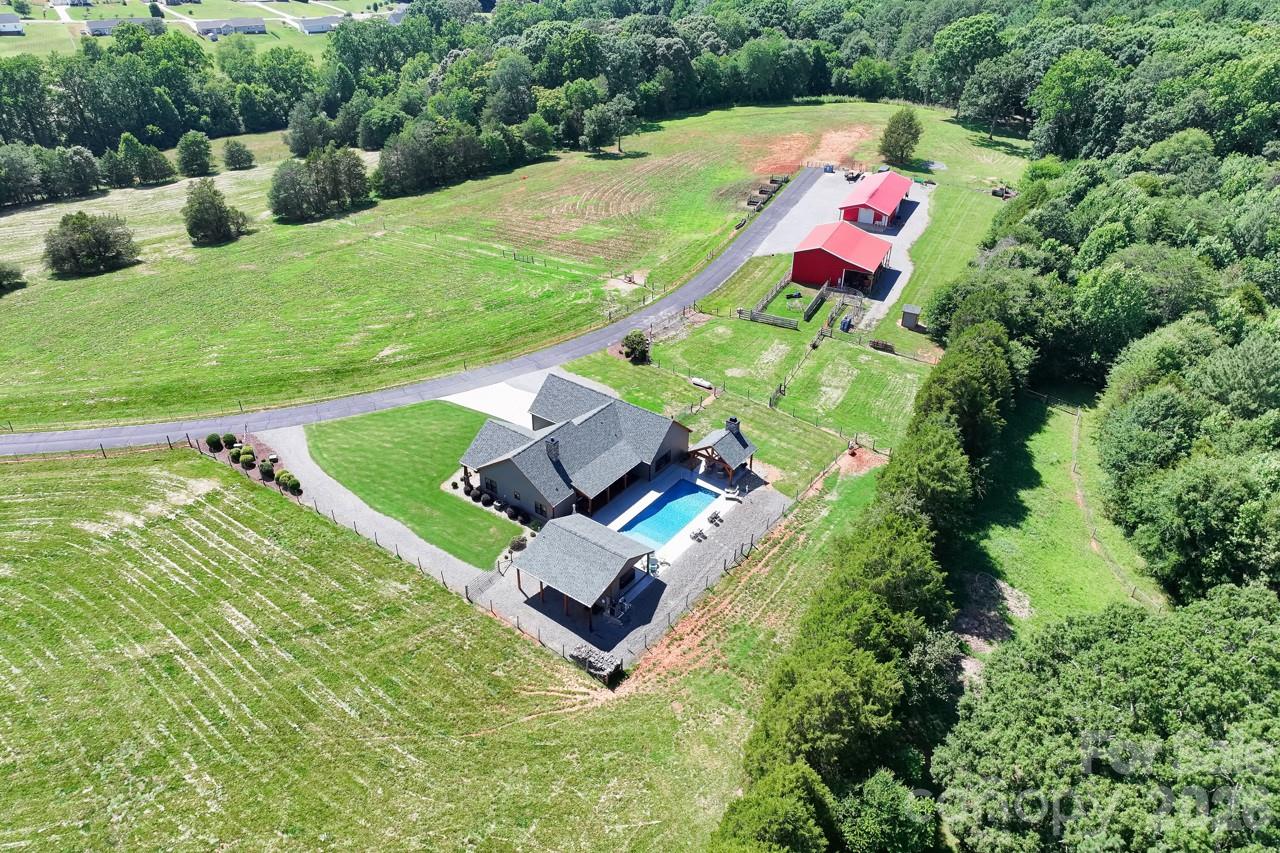 178 Key Farmstead Lane — Lincolnton
