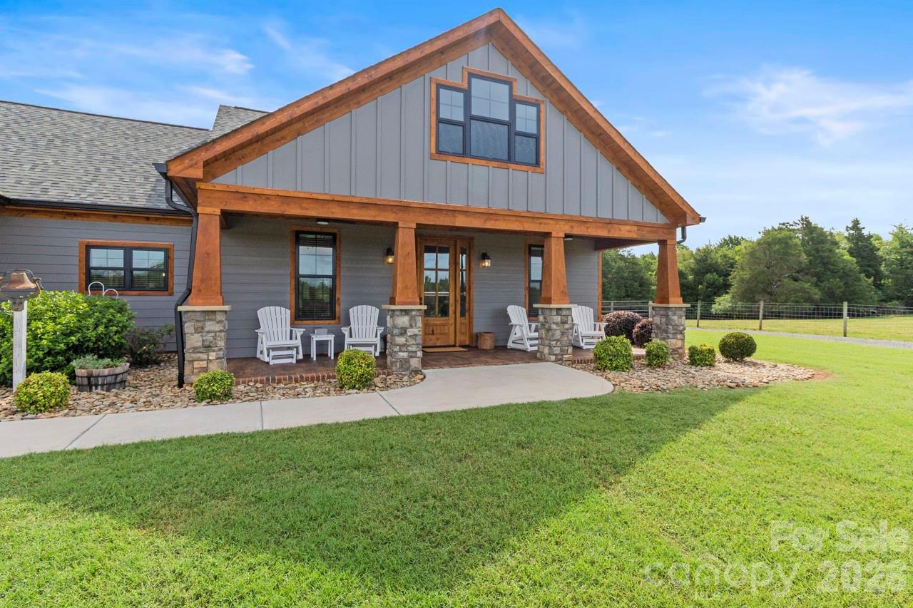 178 Key Farmstead Lane — Lincolnton