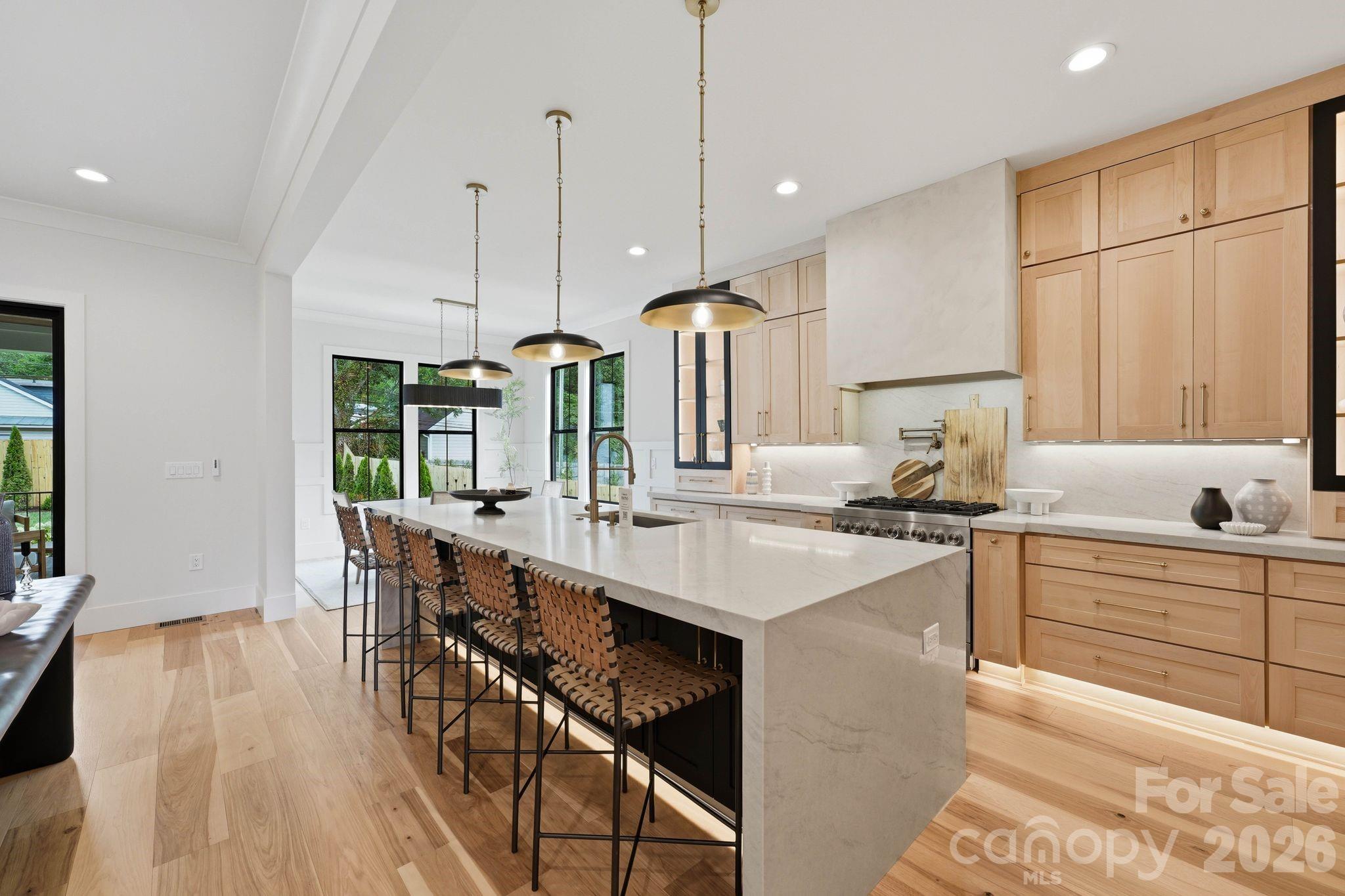 1412 Lyon Court — Charlotte