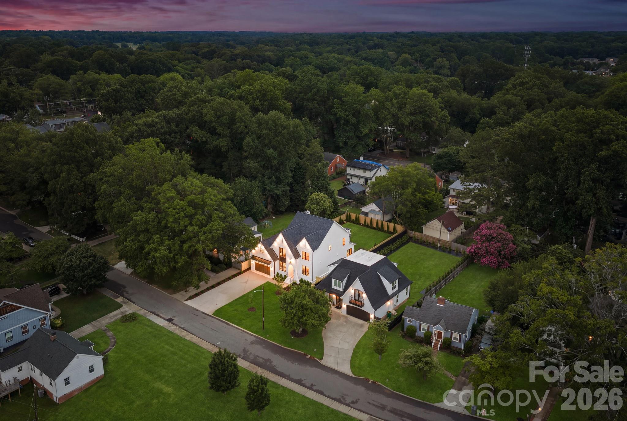1412 Lyon Court — Charlotte