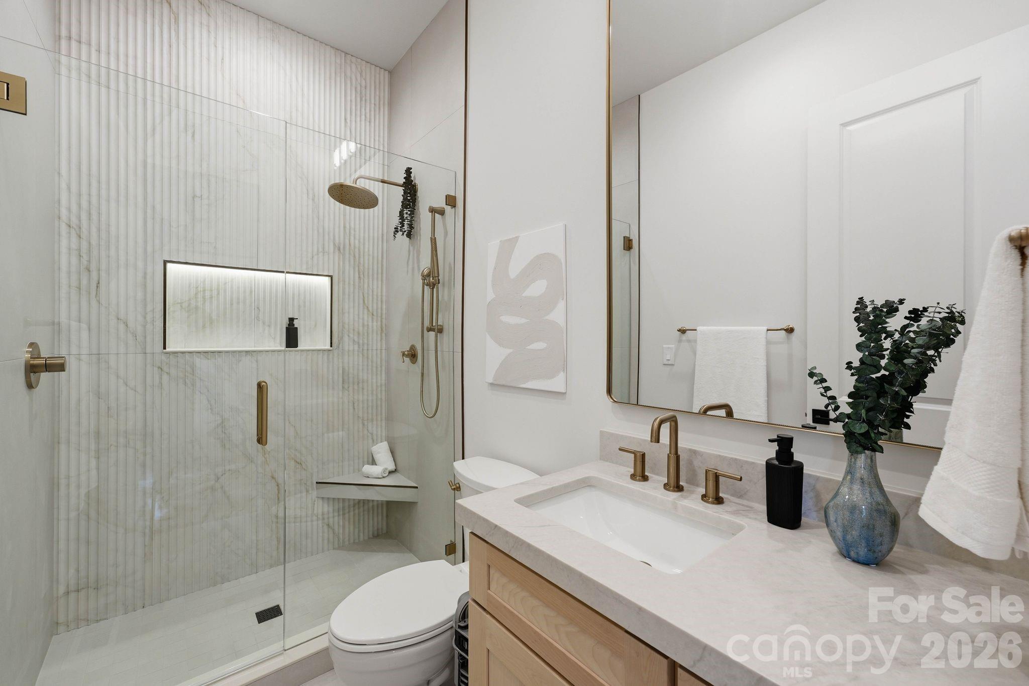 1412 Lyon Court — Charlotte