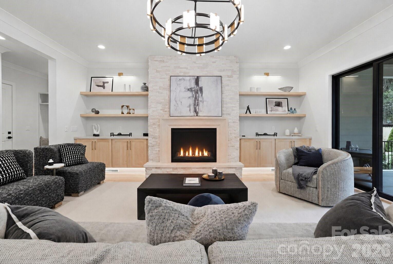 1412 Lyon Court — Charlotte