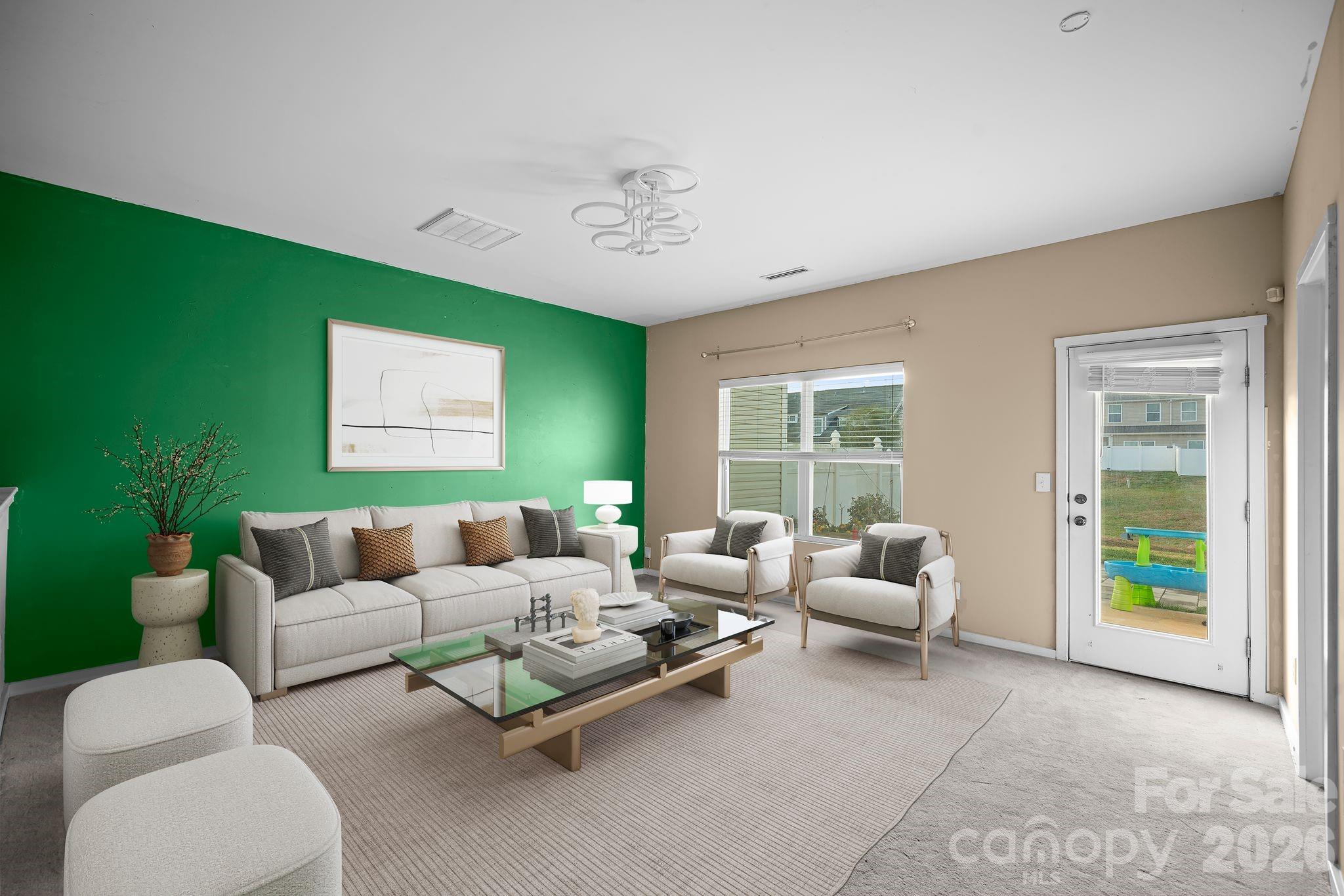 433 Battery Circle — Clover