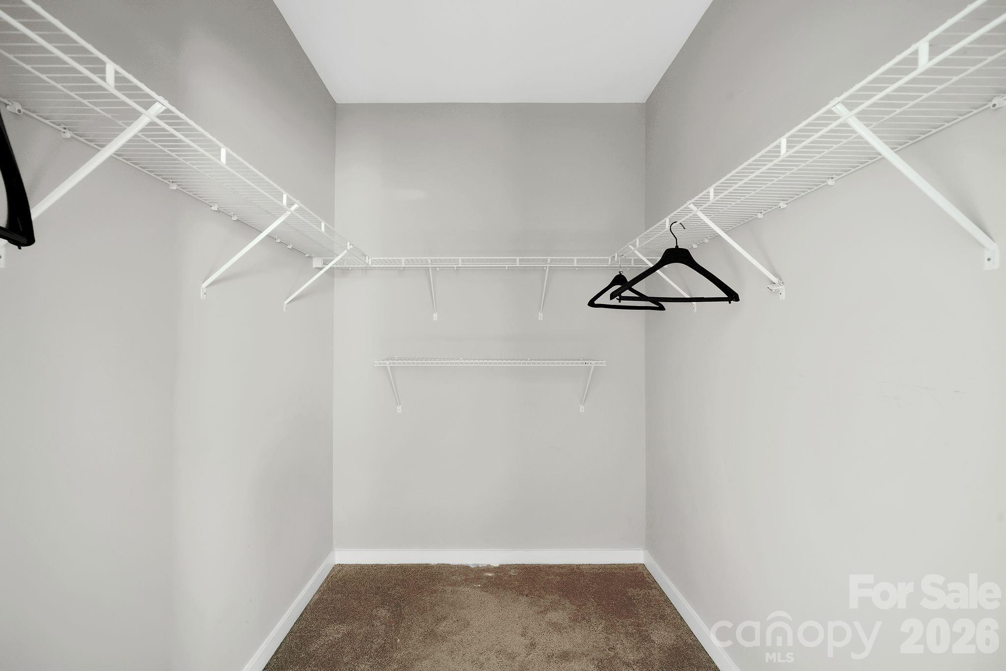 433 Battery Circle — Clover