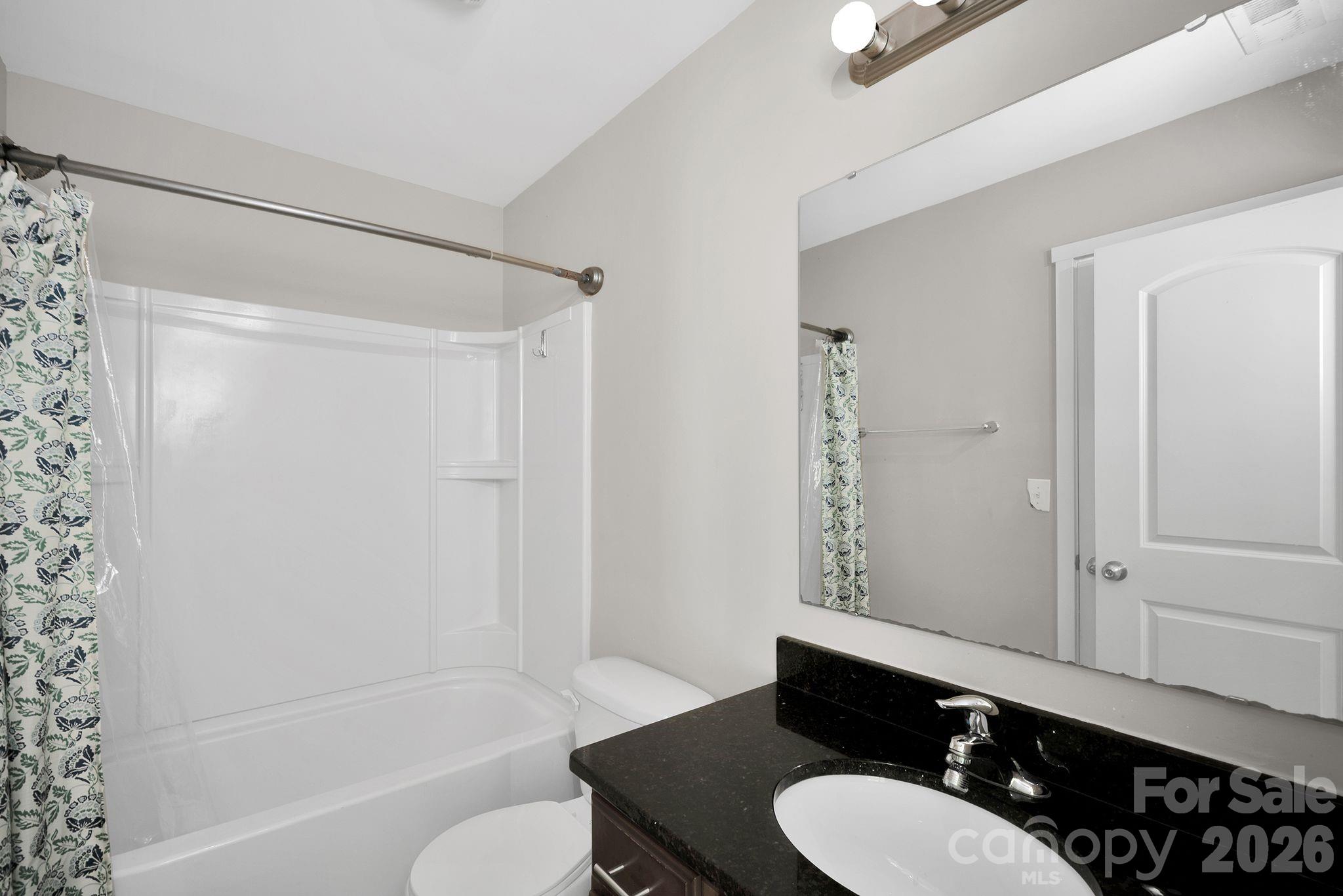 433 Battery Circle — Clover