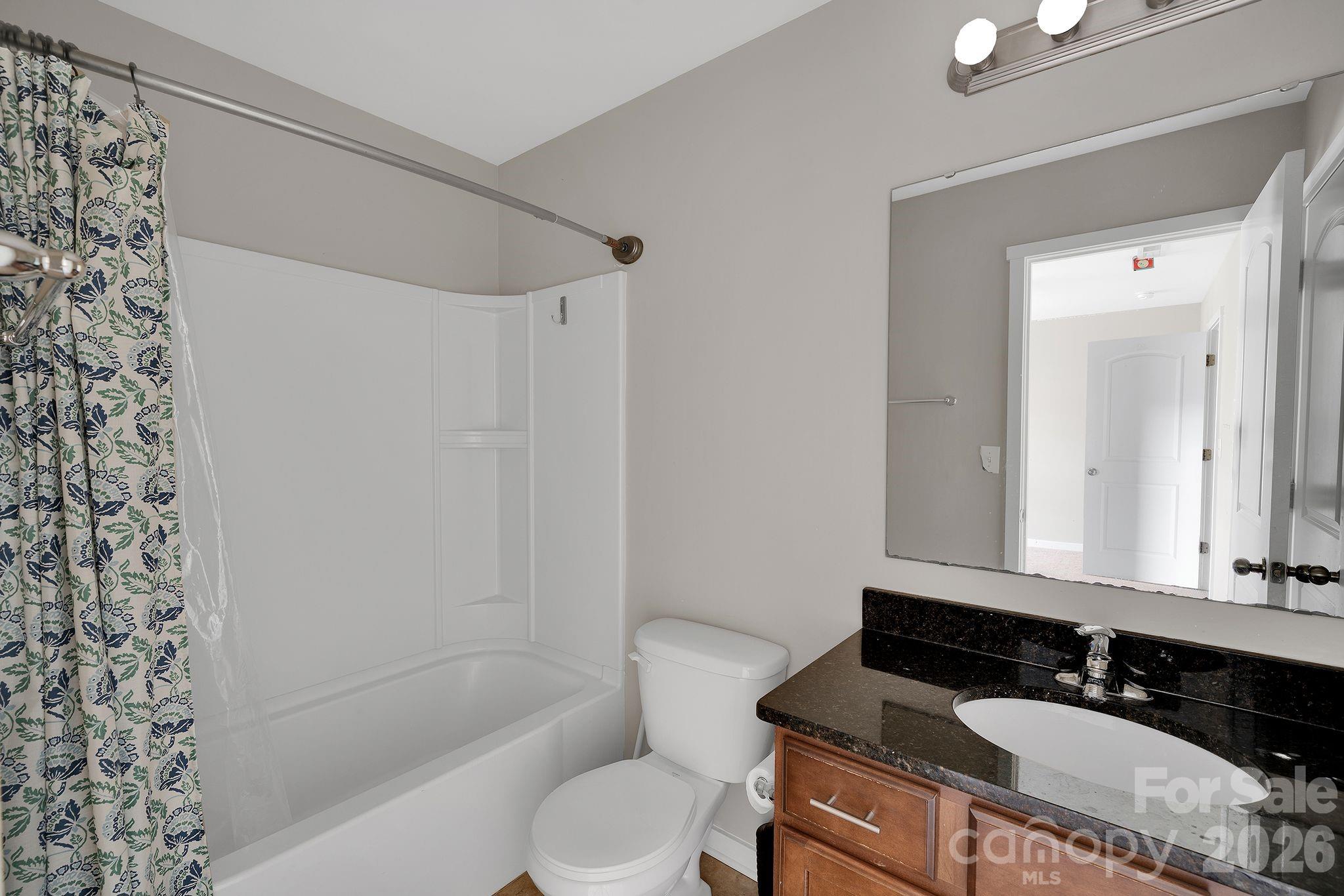 433 Battery Circle — Clover