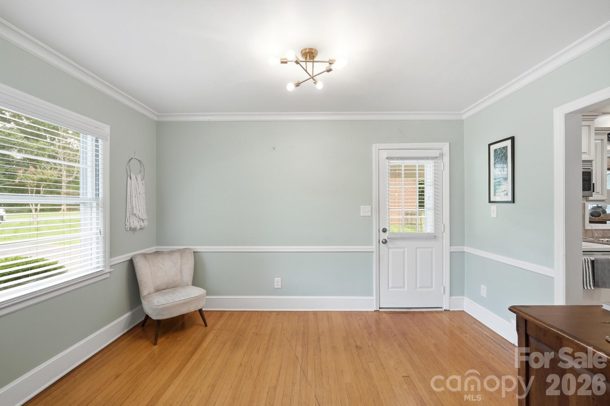 7919 Linda Lake Drive — Charlotte
