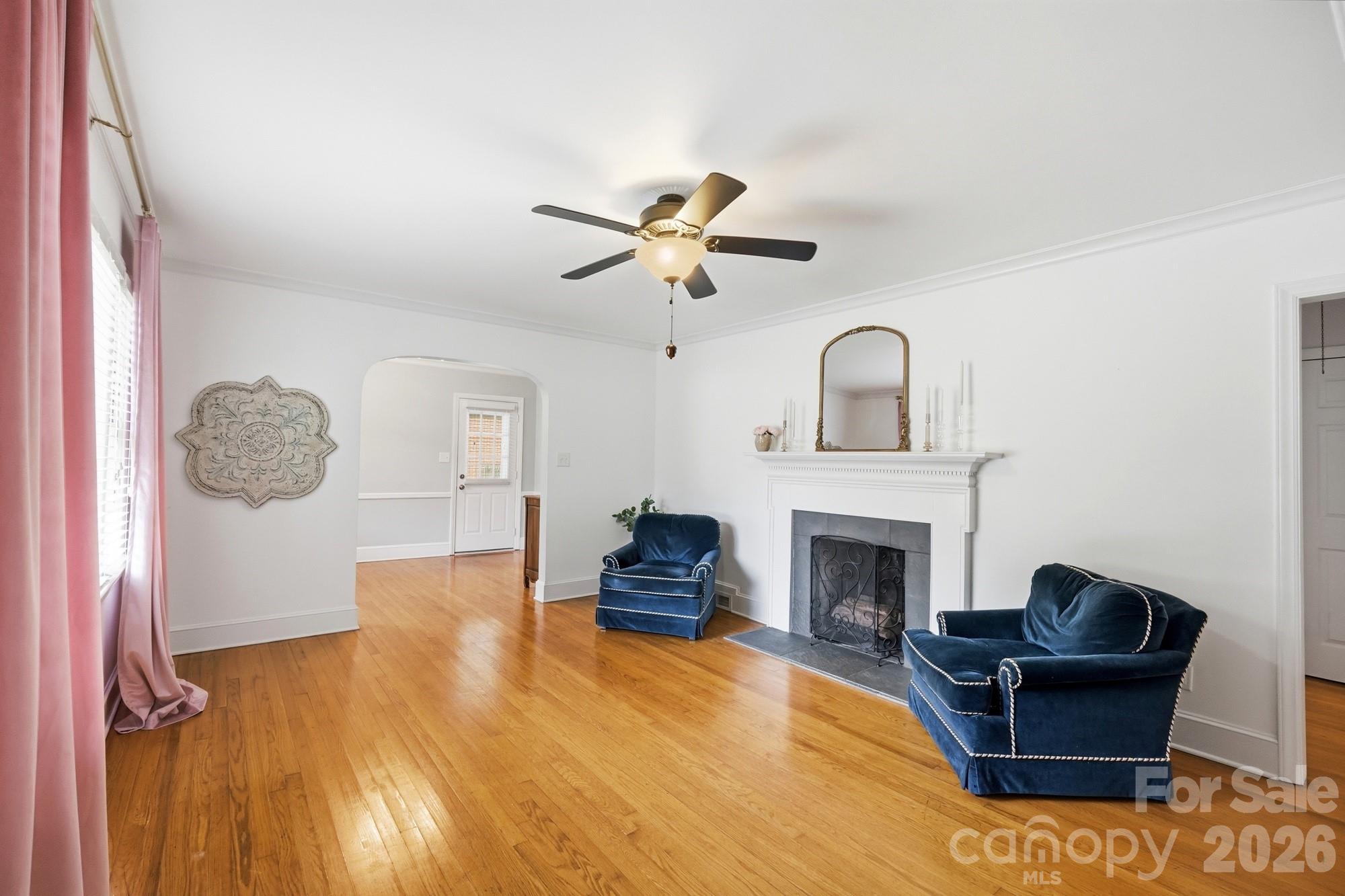 7919 Linda Lake Drive — Charlotte
