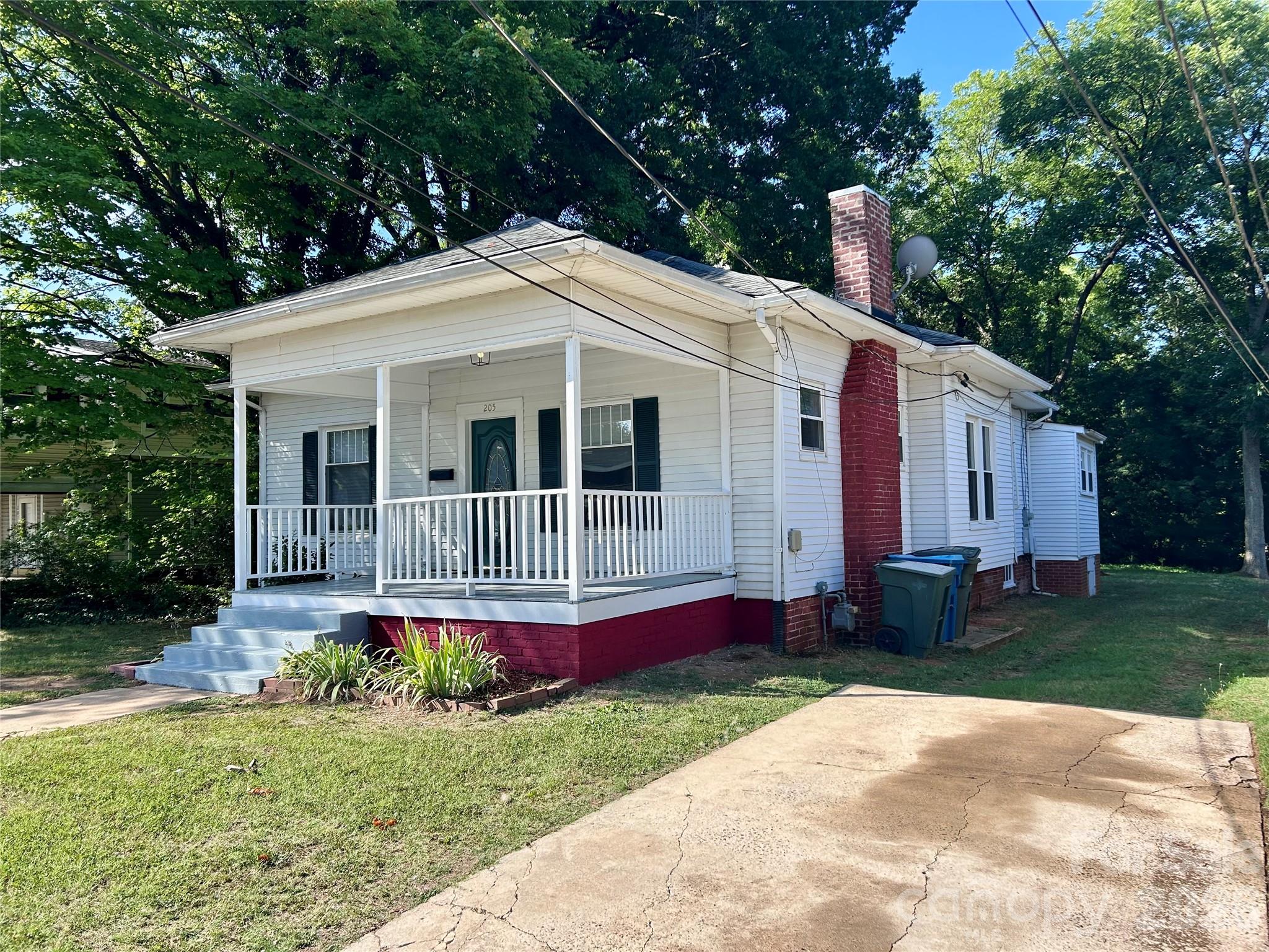 205 Elm Street — Salisbury